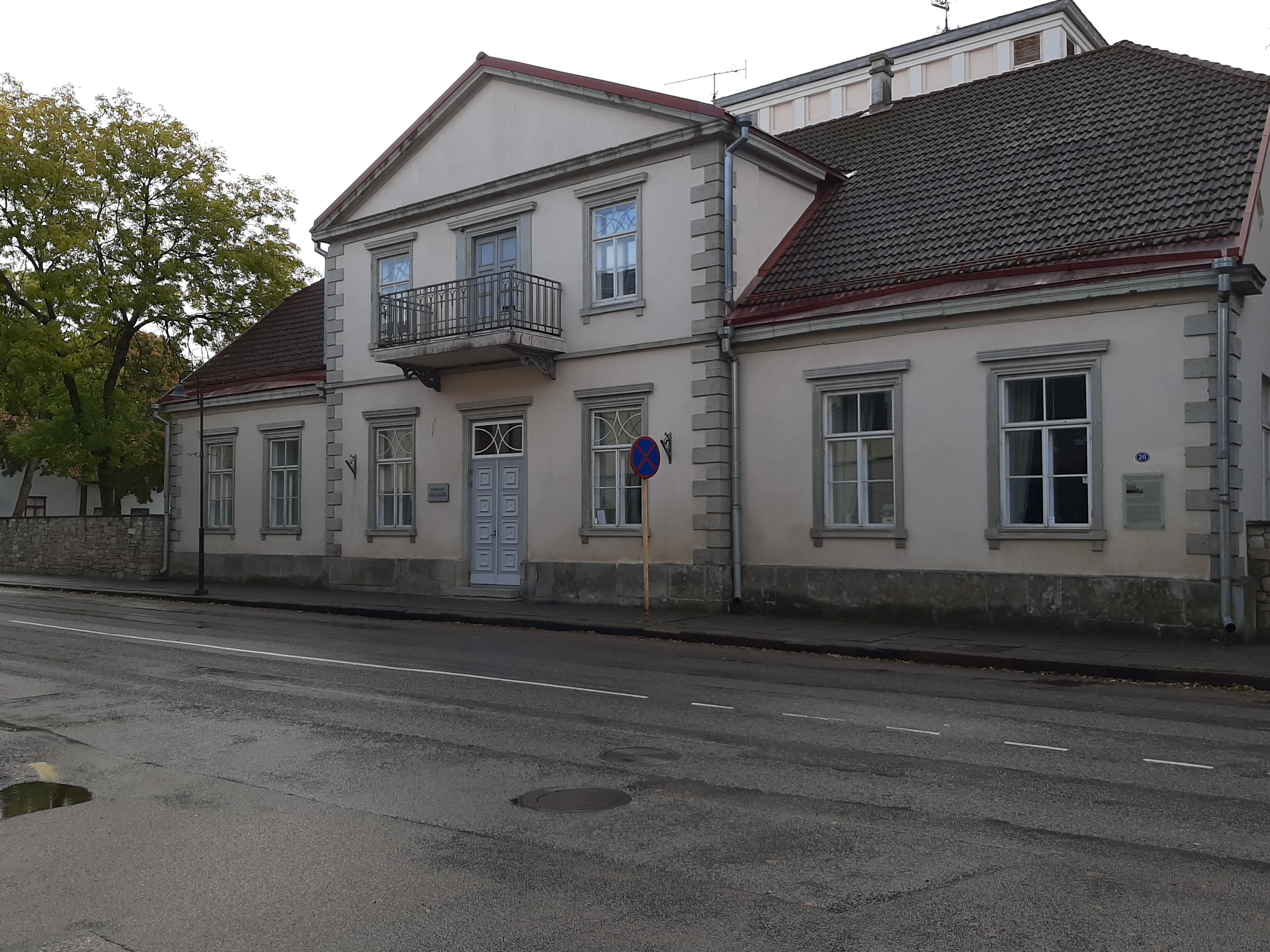 Kuressaare, Eesti Seltsi maja restaureerimine rephoto