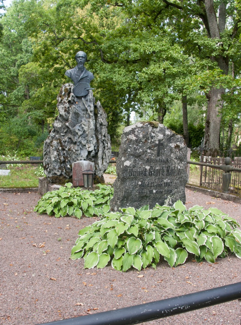 Köler, Johann, Köhler, Georg, Graves at the Great Jaani cemetery rephoto