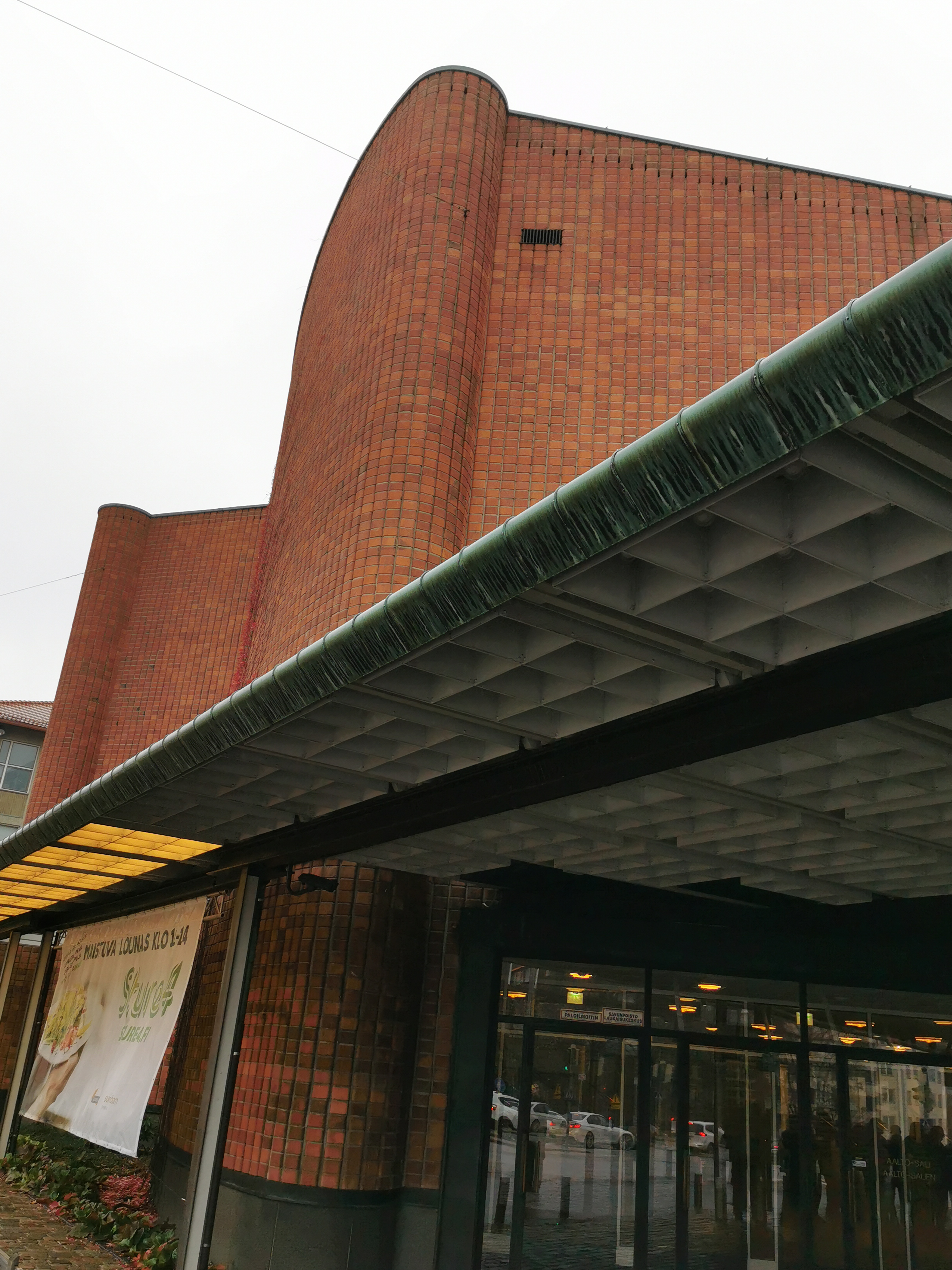 Cultural House; outdoor picture rephoto