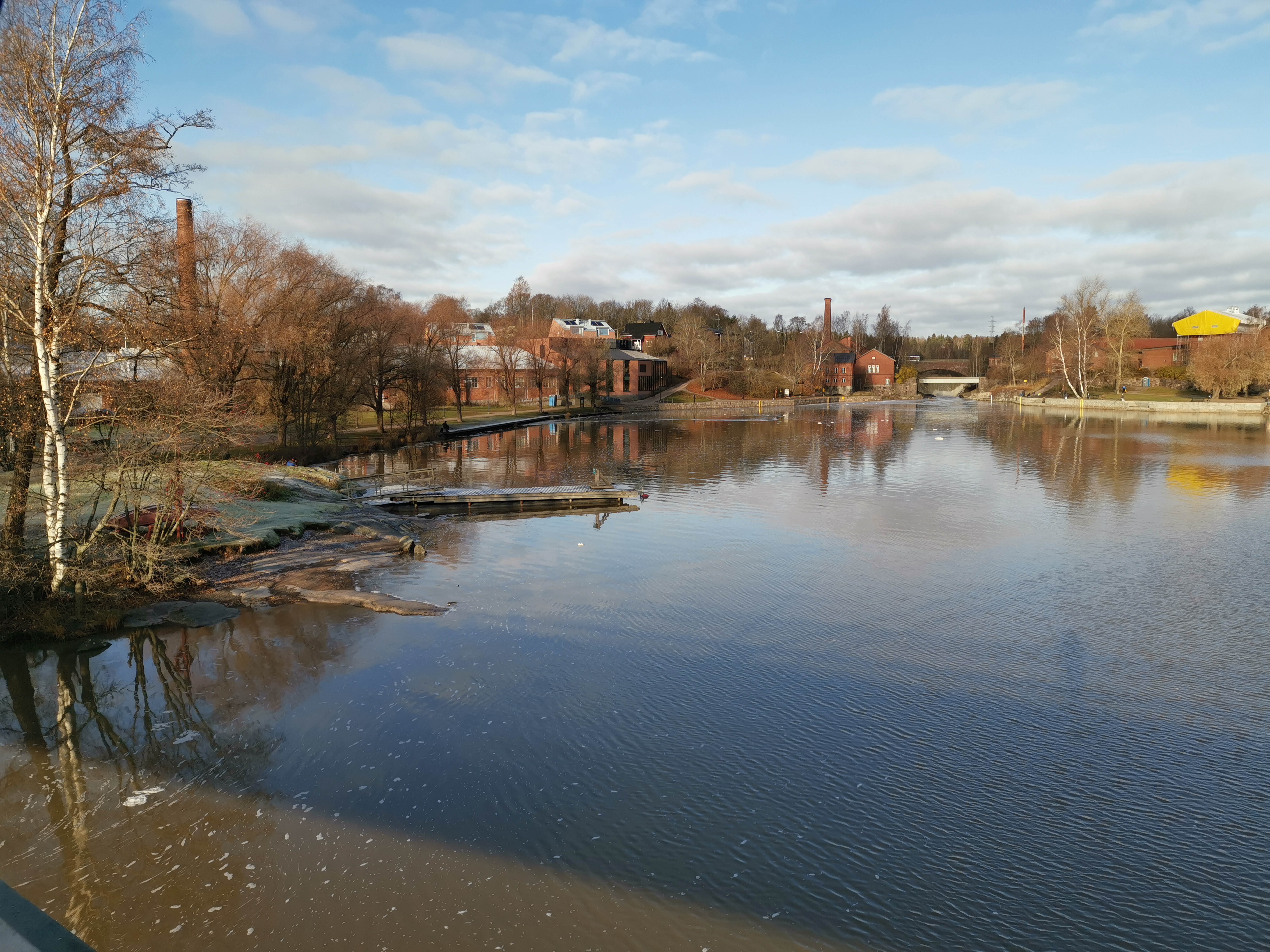Näkymä Pornaistenniemestä Vanhankaupunginkosken suuntaan rephoto