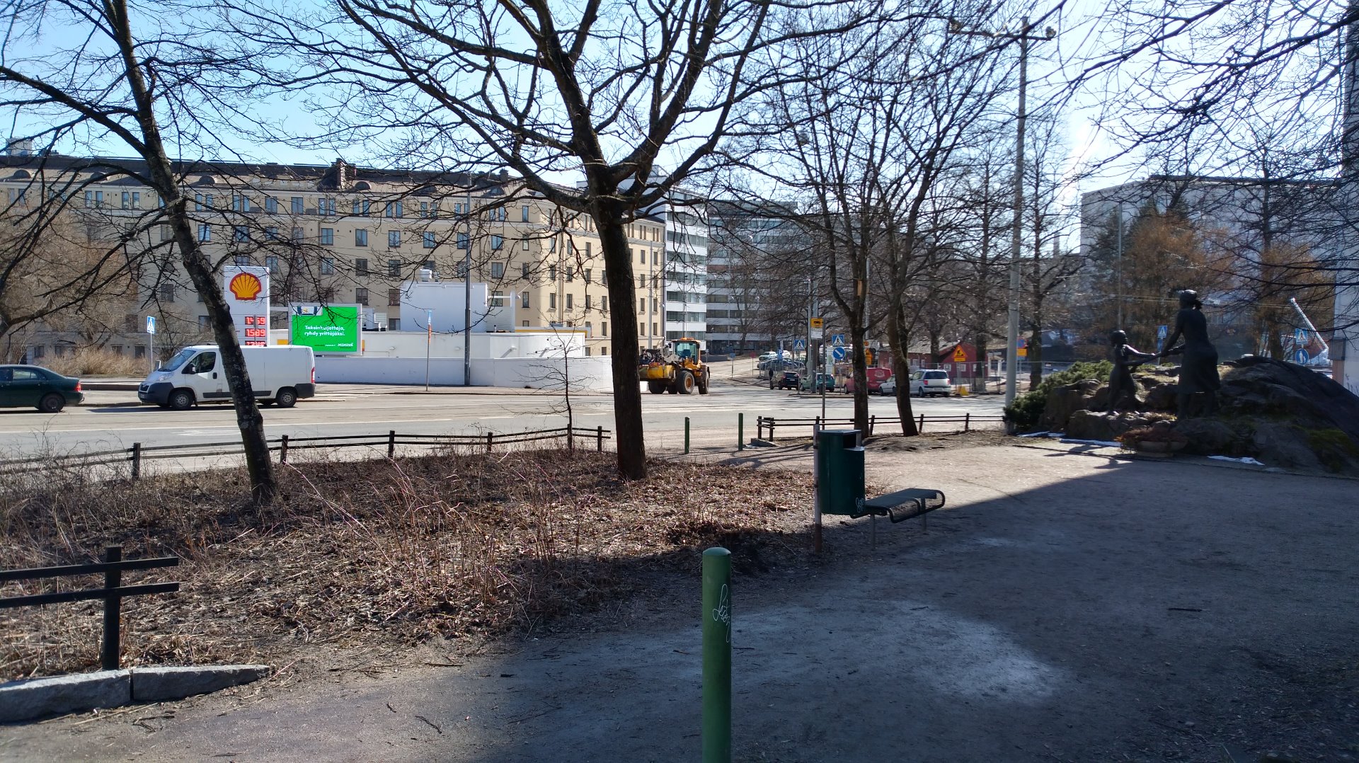 Oy Shell Ab:n huoltoasema, Läntinen Brahenkatu 14 - Sturenkatu 13 Sturenkadulta nähtynä rephoto