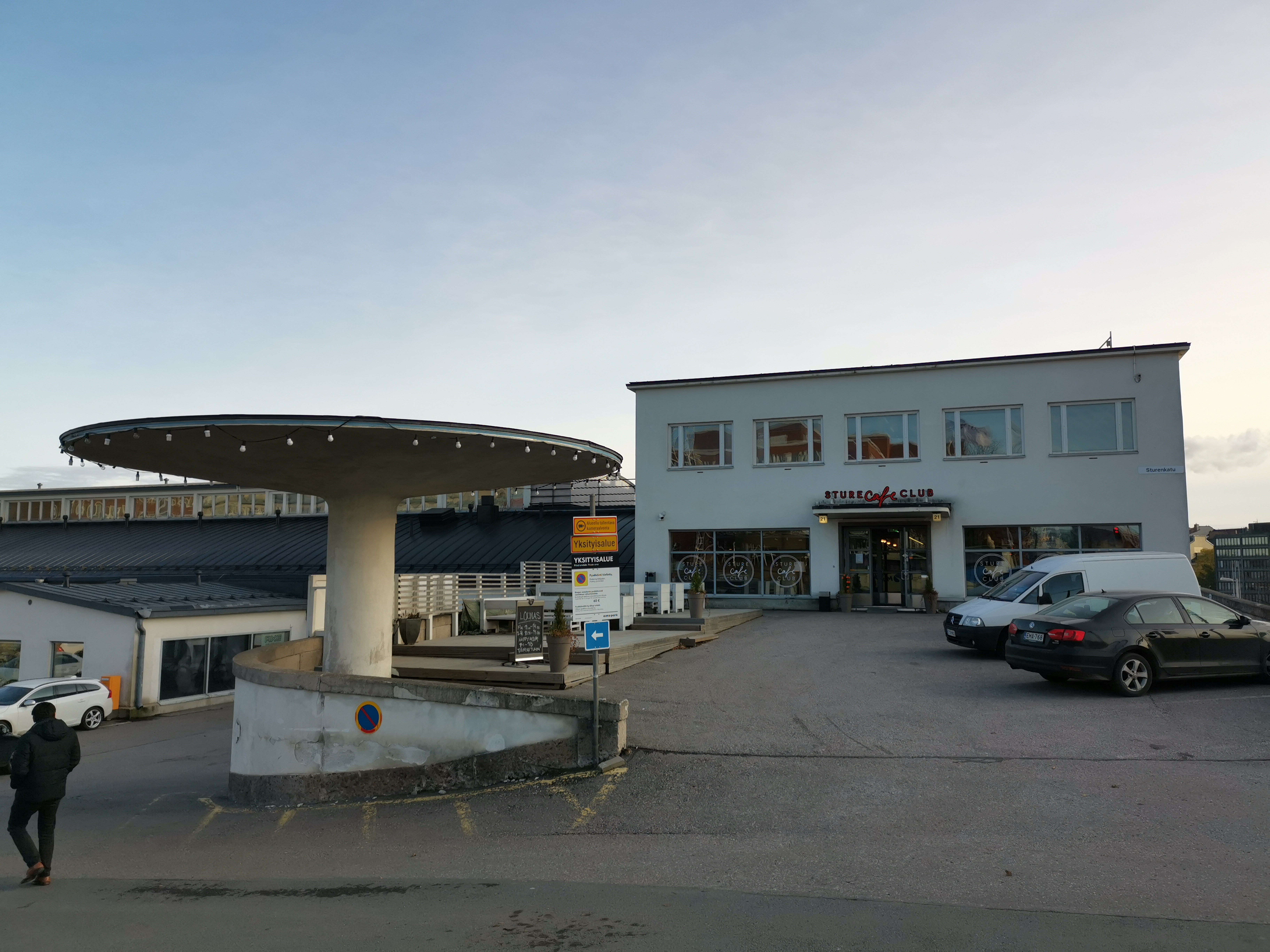 Sturenkatu 21 - Industrial Street 5 -Roineentie 10. Kone Oy. rephoto