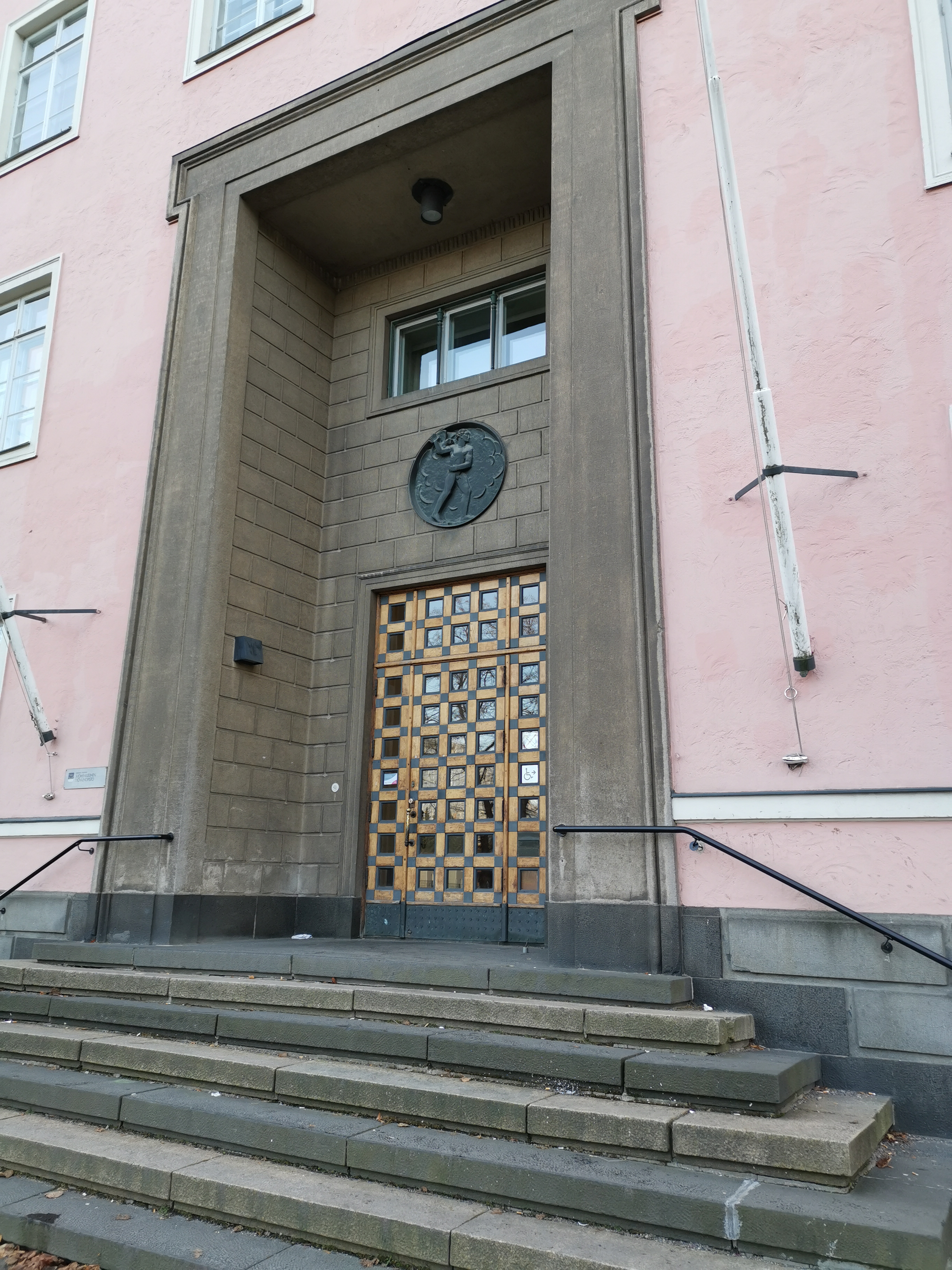 Työväenopisto, Helsinginkatu 26, yksityiskohta rephoto