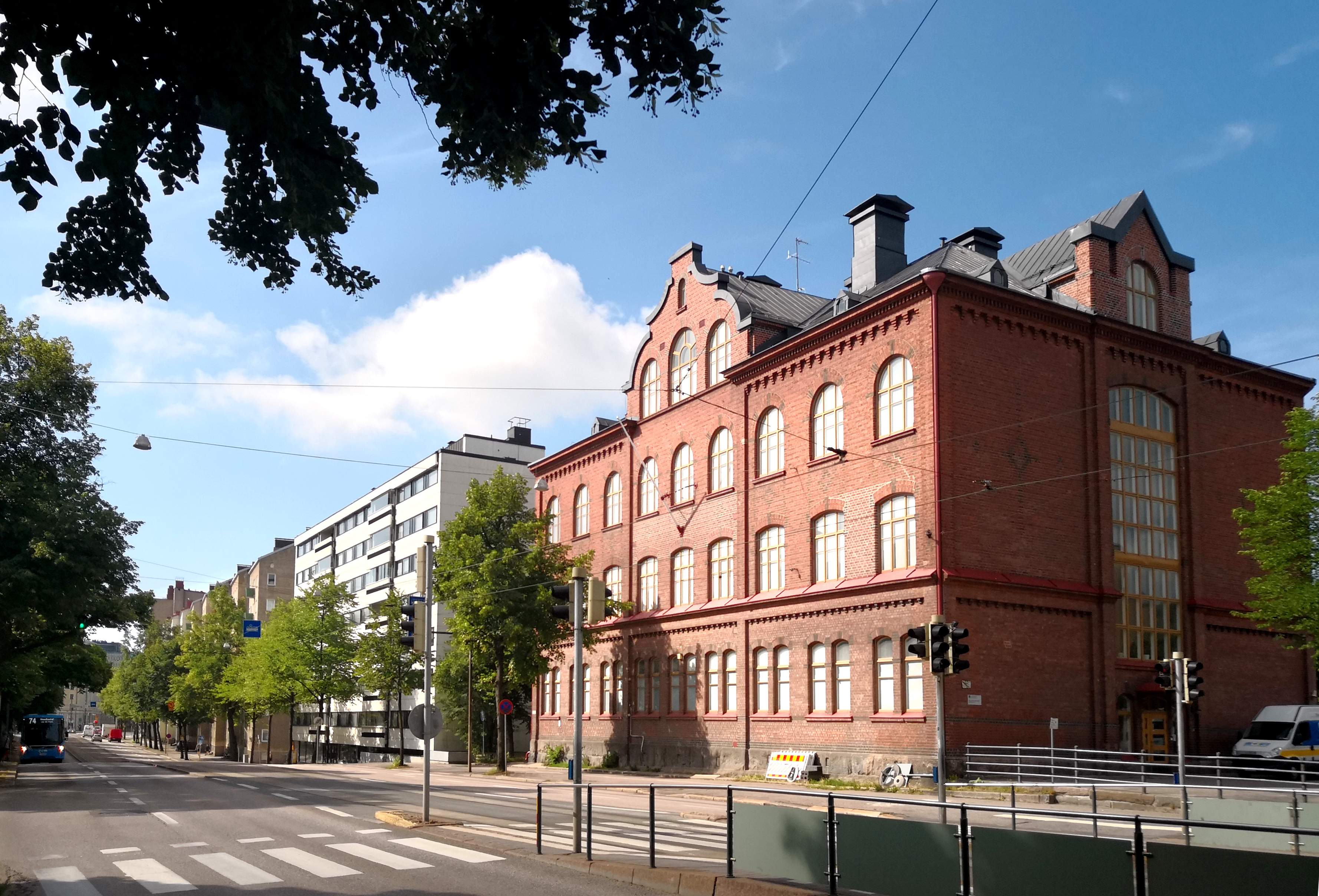 Vallila 4, 3, 2. Itäinen Viertotie rephoto