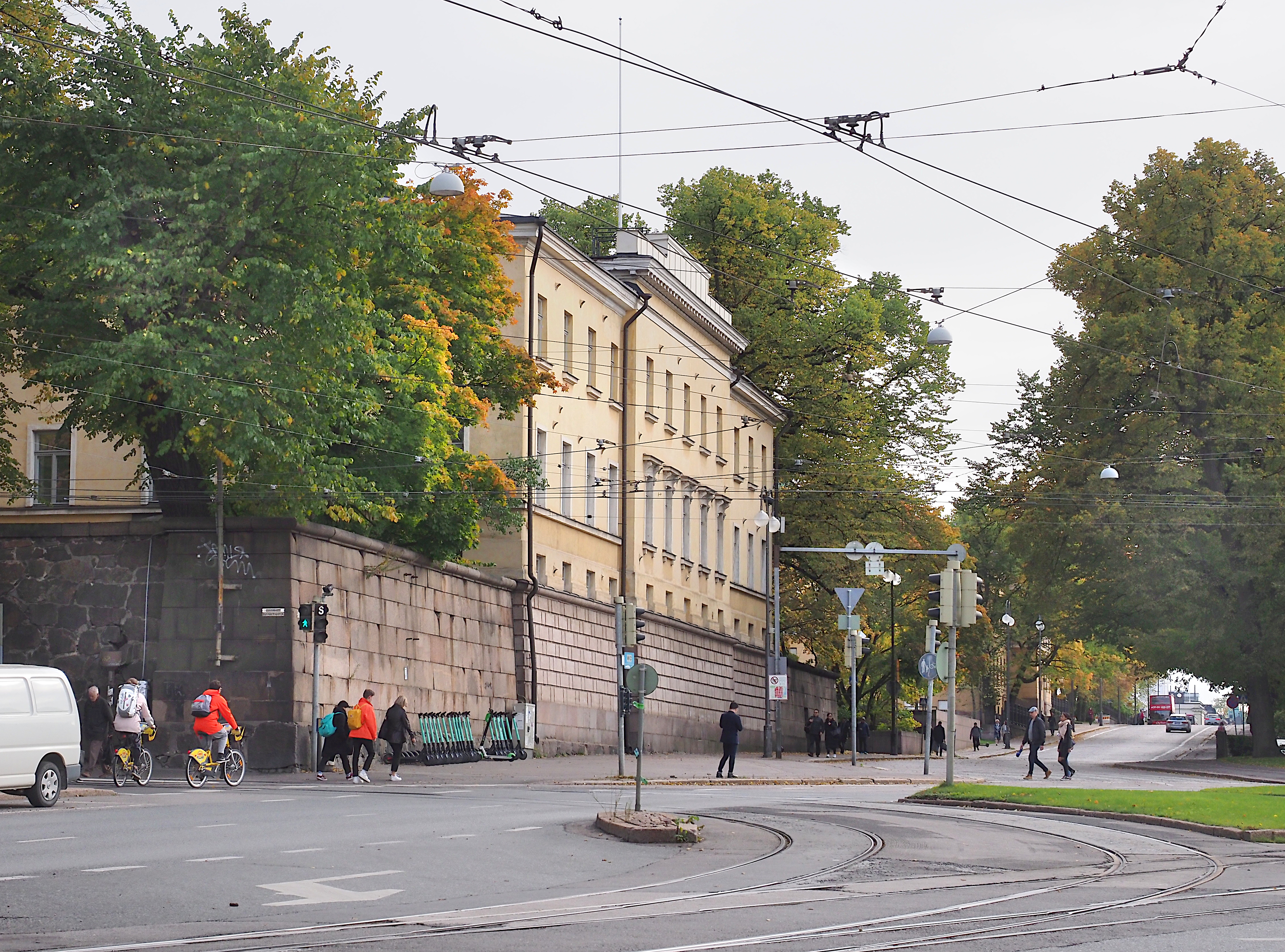 Unioninkatu 37.  Vanha klinikka. rephoto