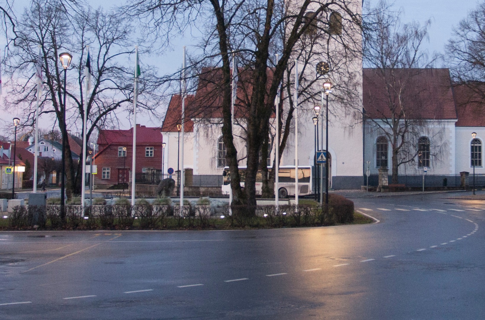 Photo, May 1 demonstration Paides 1917. rephoto