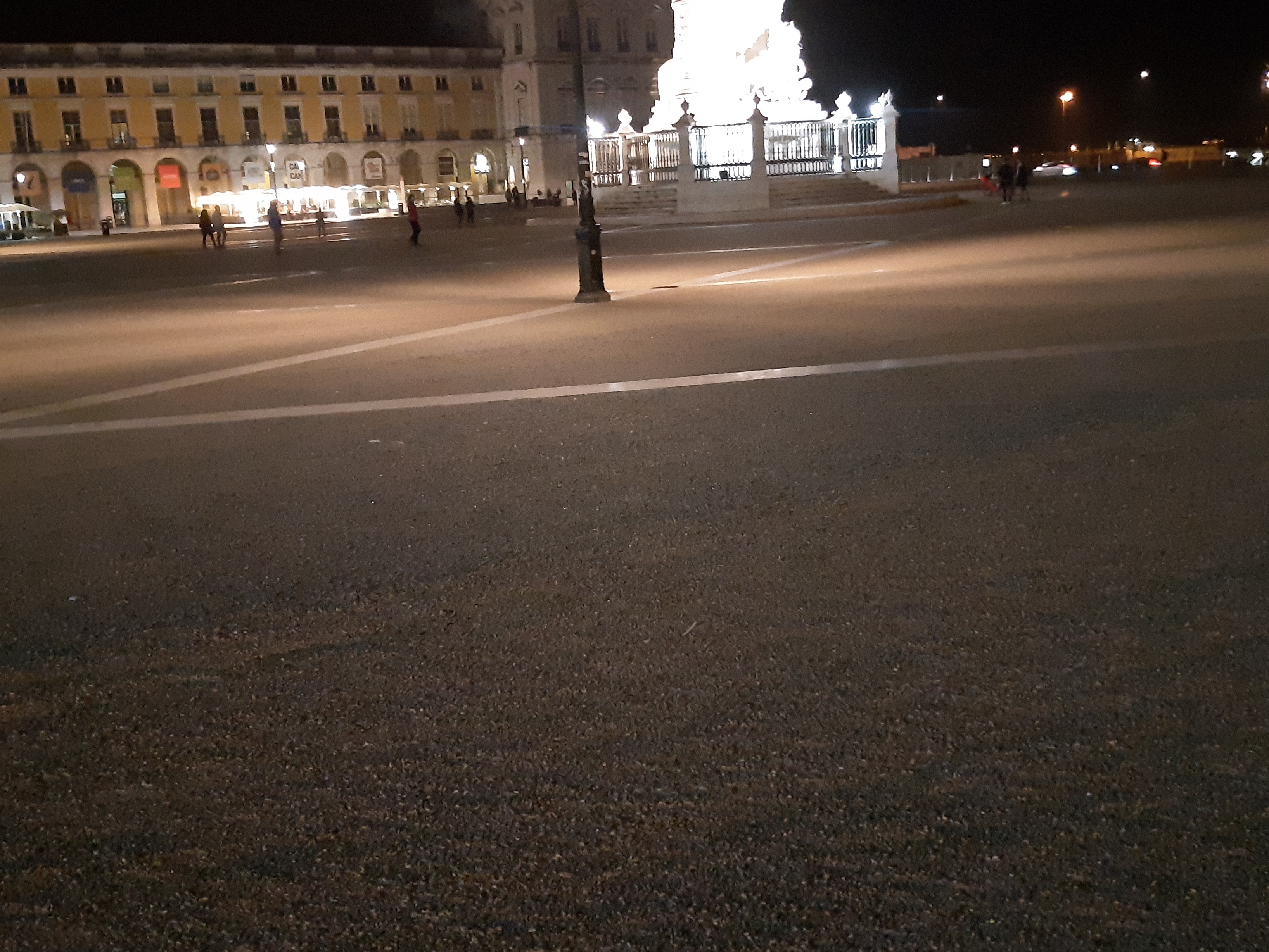 Ardina e vendor de capilé 1908 Photo by Joshua Benoliel 1 - lang rephoto