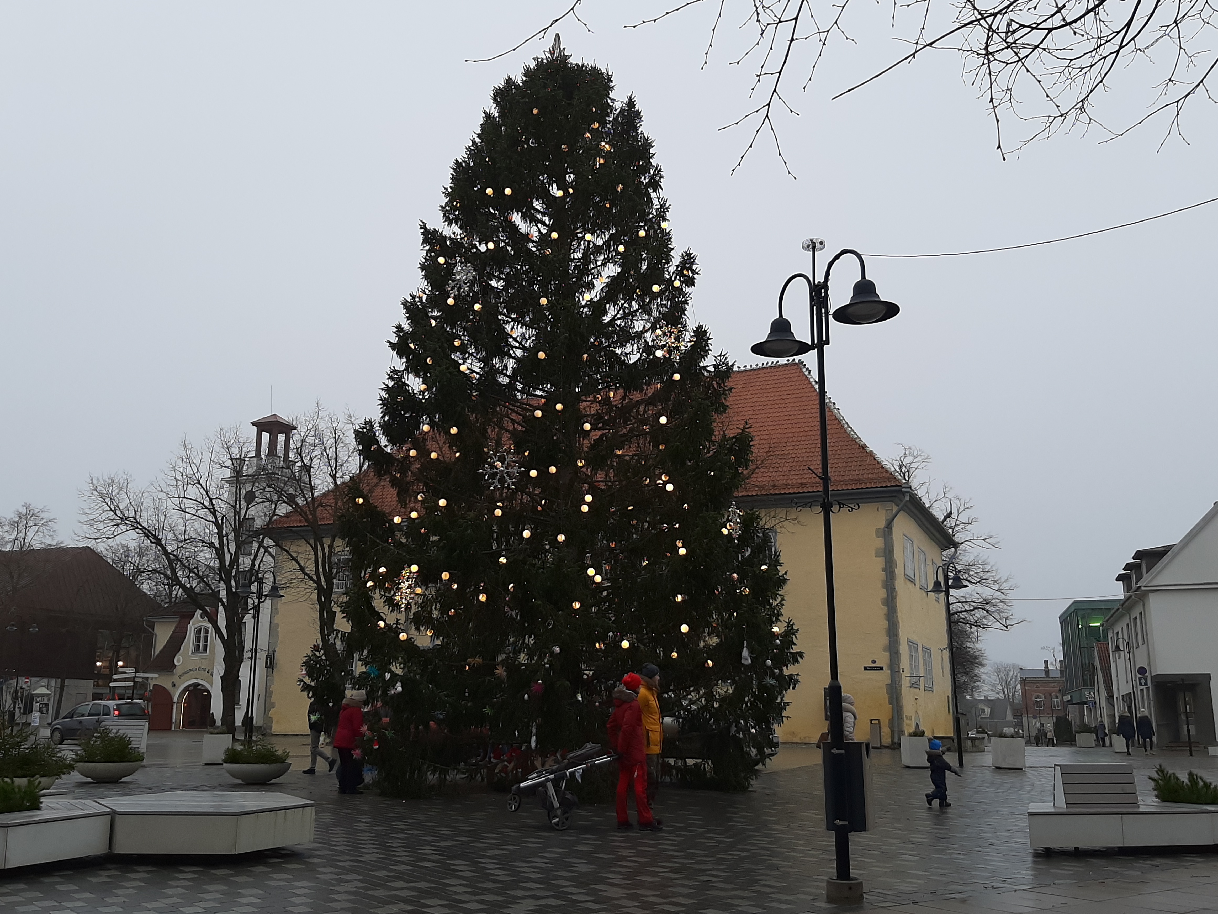 Estonia : Kuresaar : Raekoda rephoto