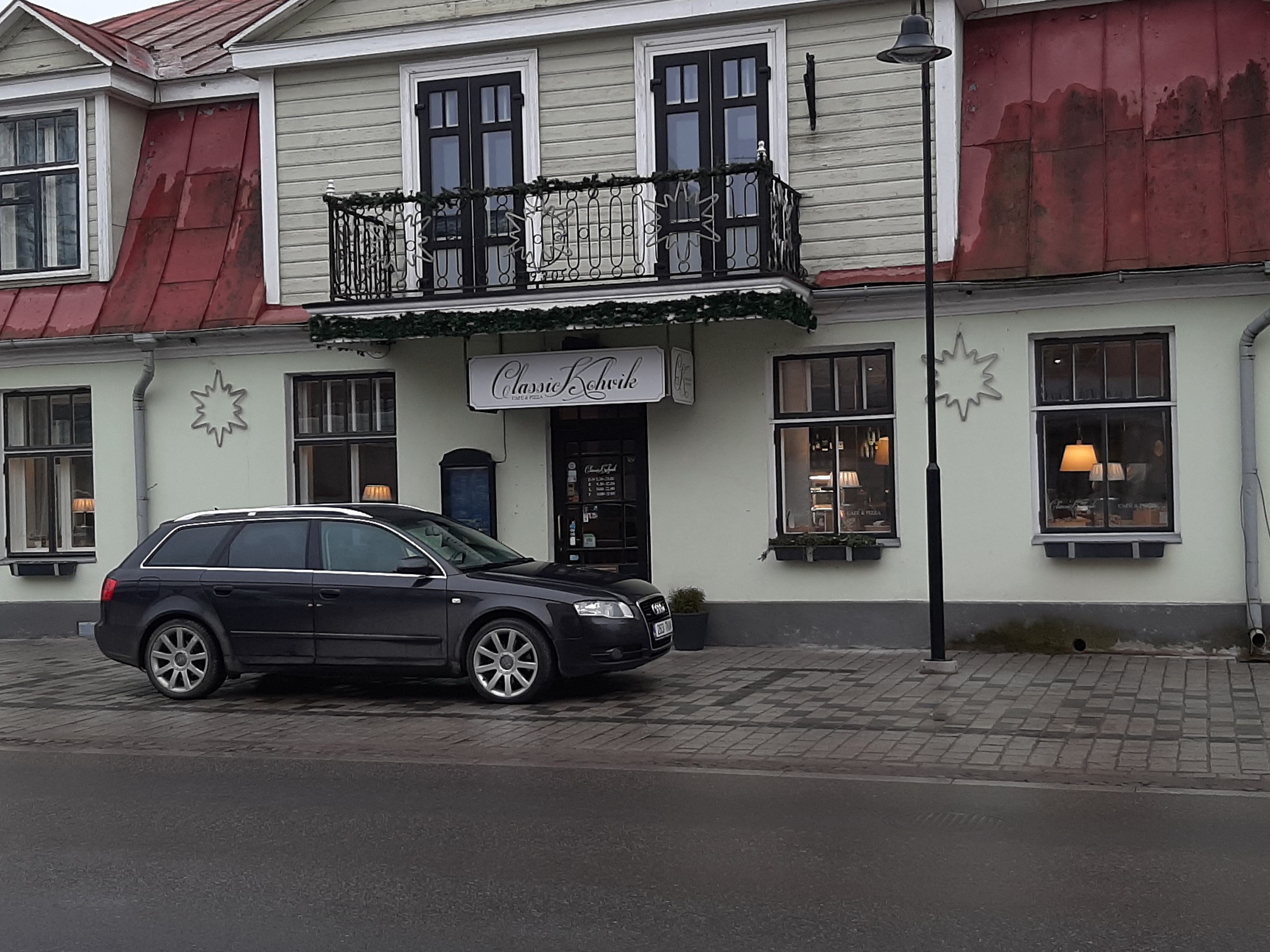 Kuressaare, officers' casino rephoto