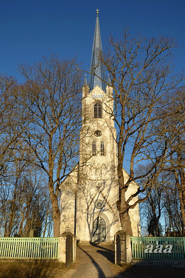 View of the church of Järva-Jaani. rephoto
