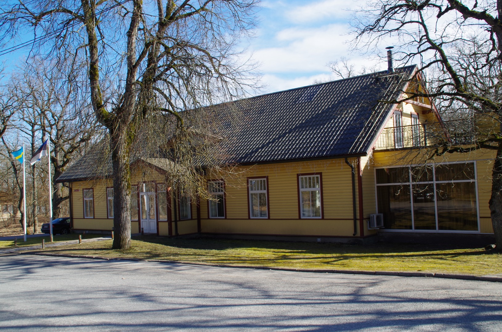Vaade Rakvere vallamajale rephoto