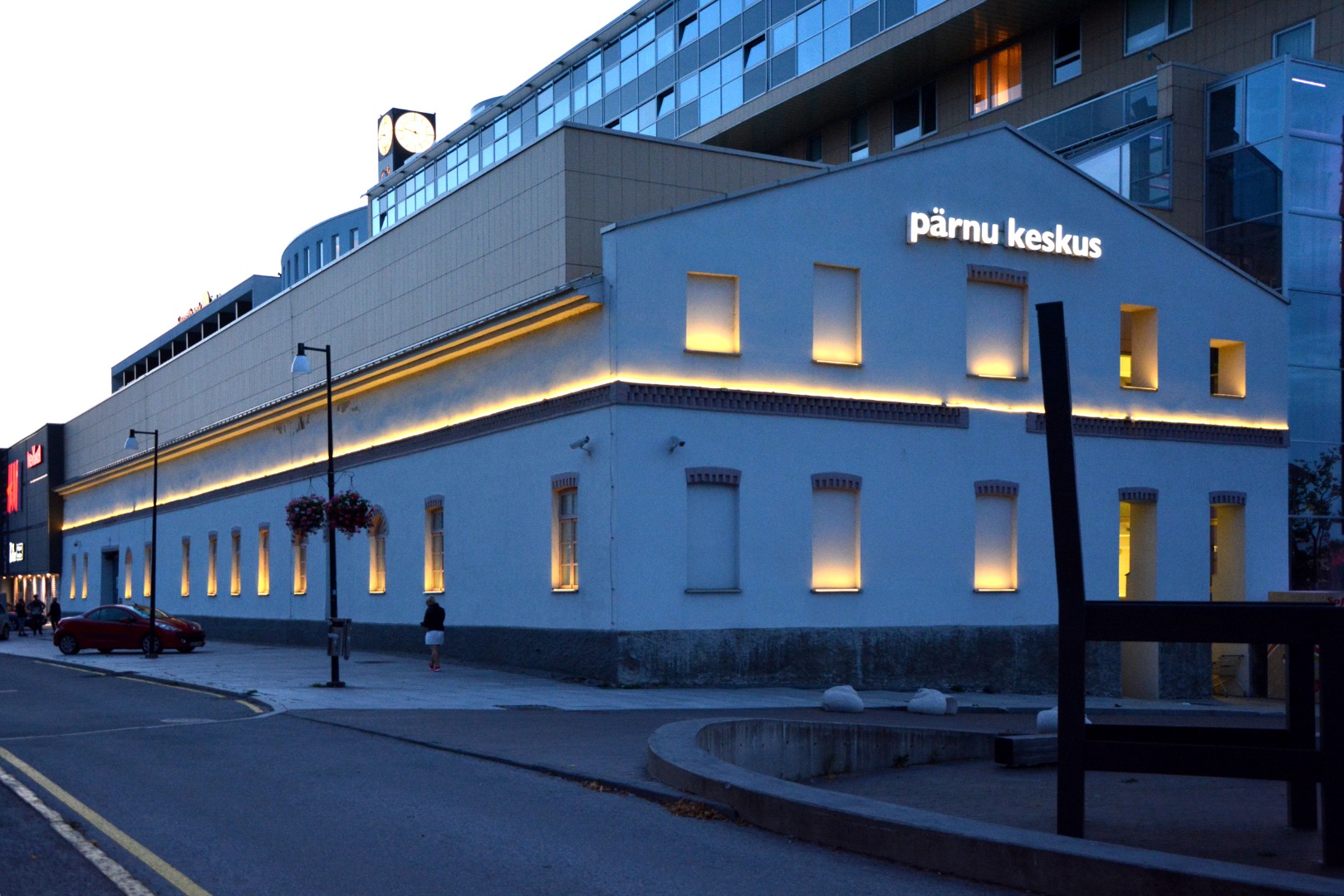 Pärnu Economic Community on the North Street rephoto