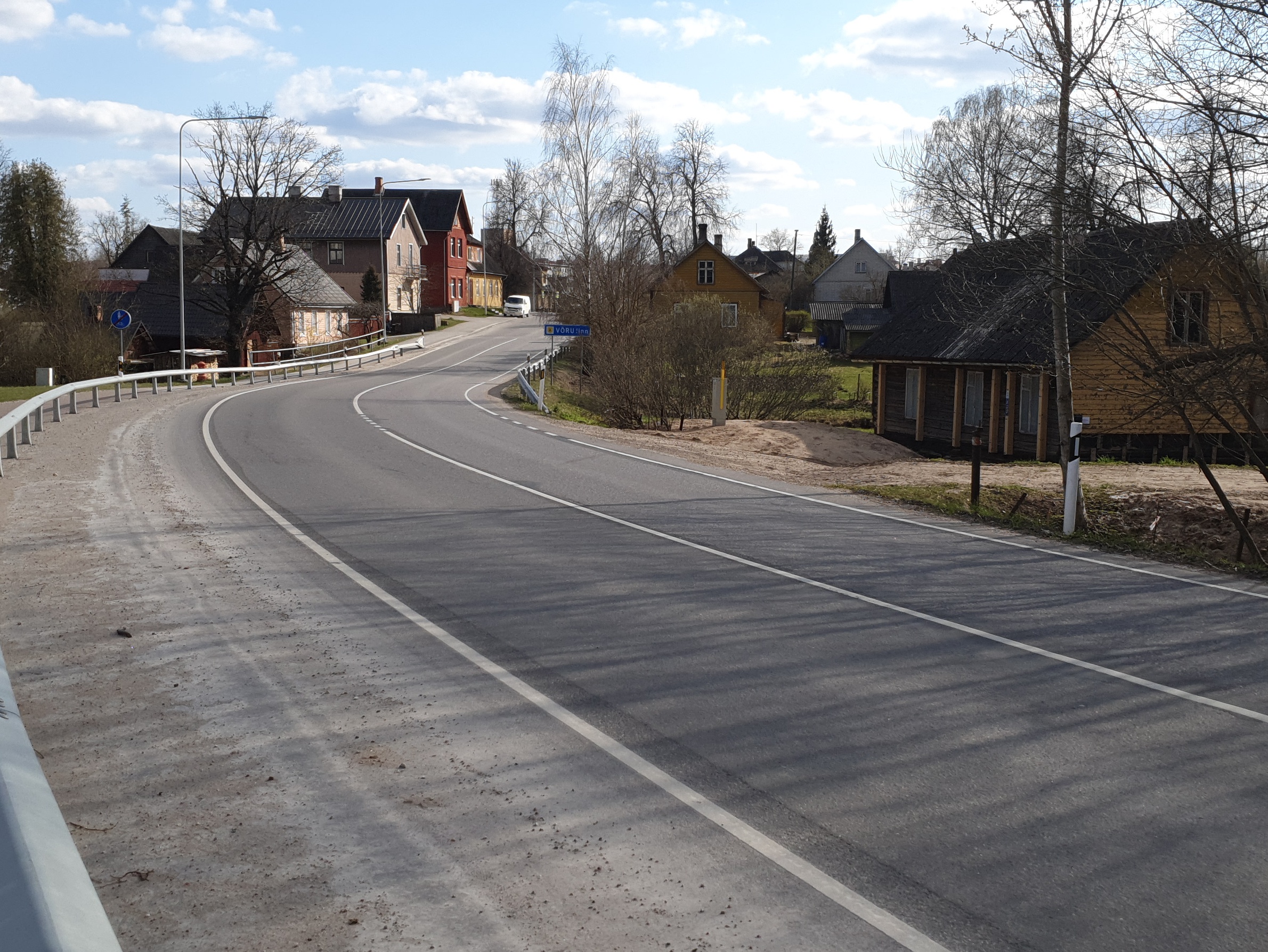 Foto. Vaade linnale vanalt Võru-Tartu maanteelt. rephoto