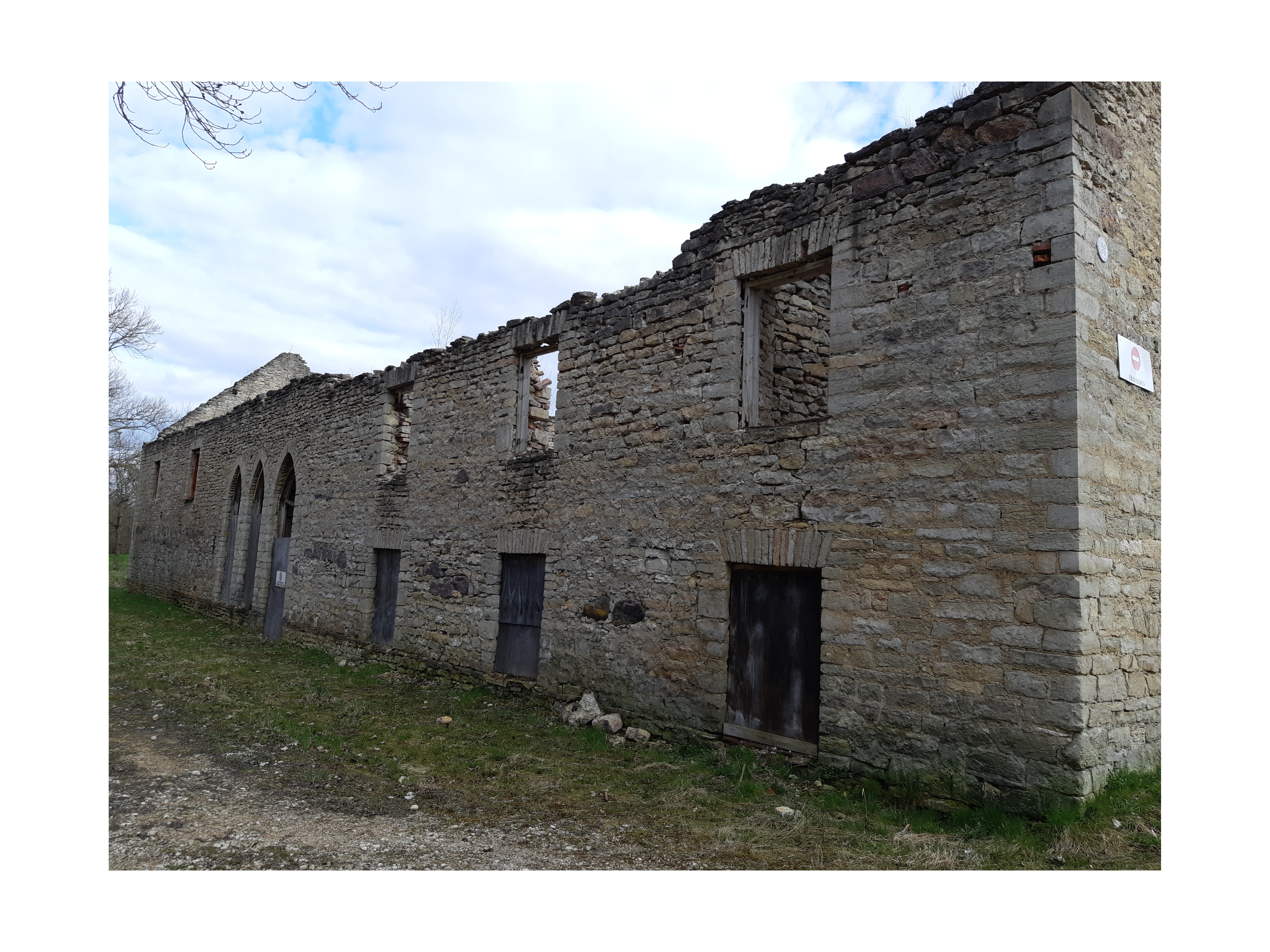 Low Manor Wine Factory rephoto