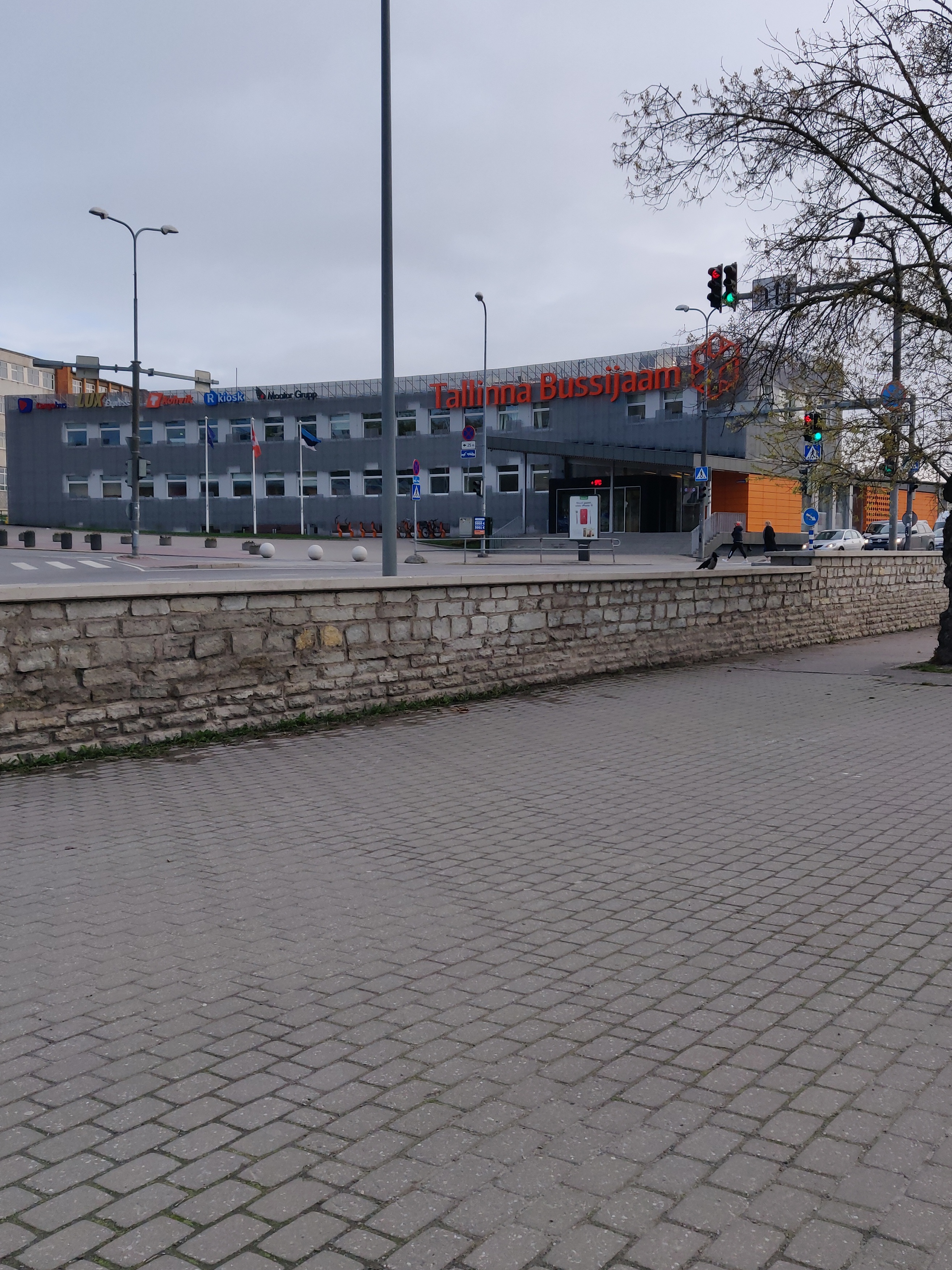 Tallinna Autobussijaam, vaade. Arhitektid Kalju Valdre, Liivi Murdmaa rephoto