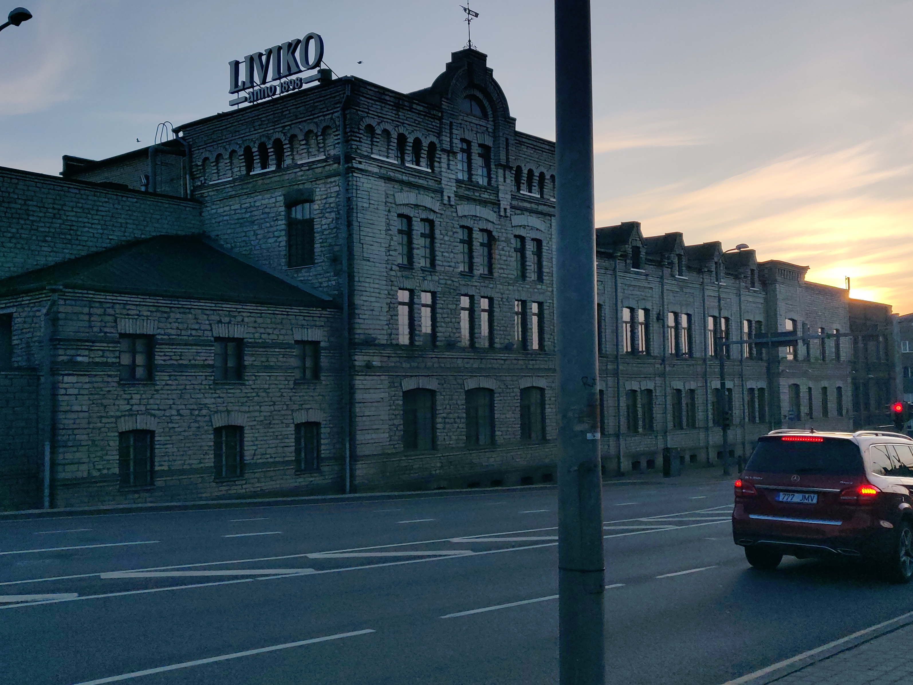 Liviko tootmishoone, vaade Tartu maanteelt. Tüüpprojekt rephoto