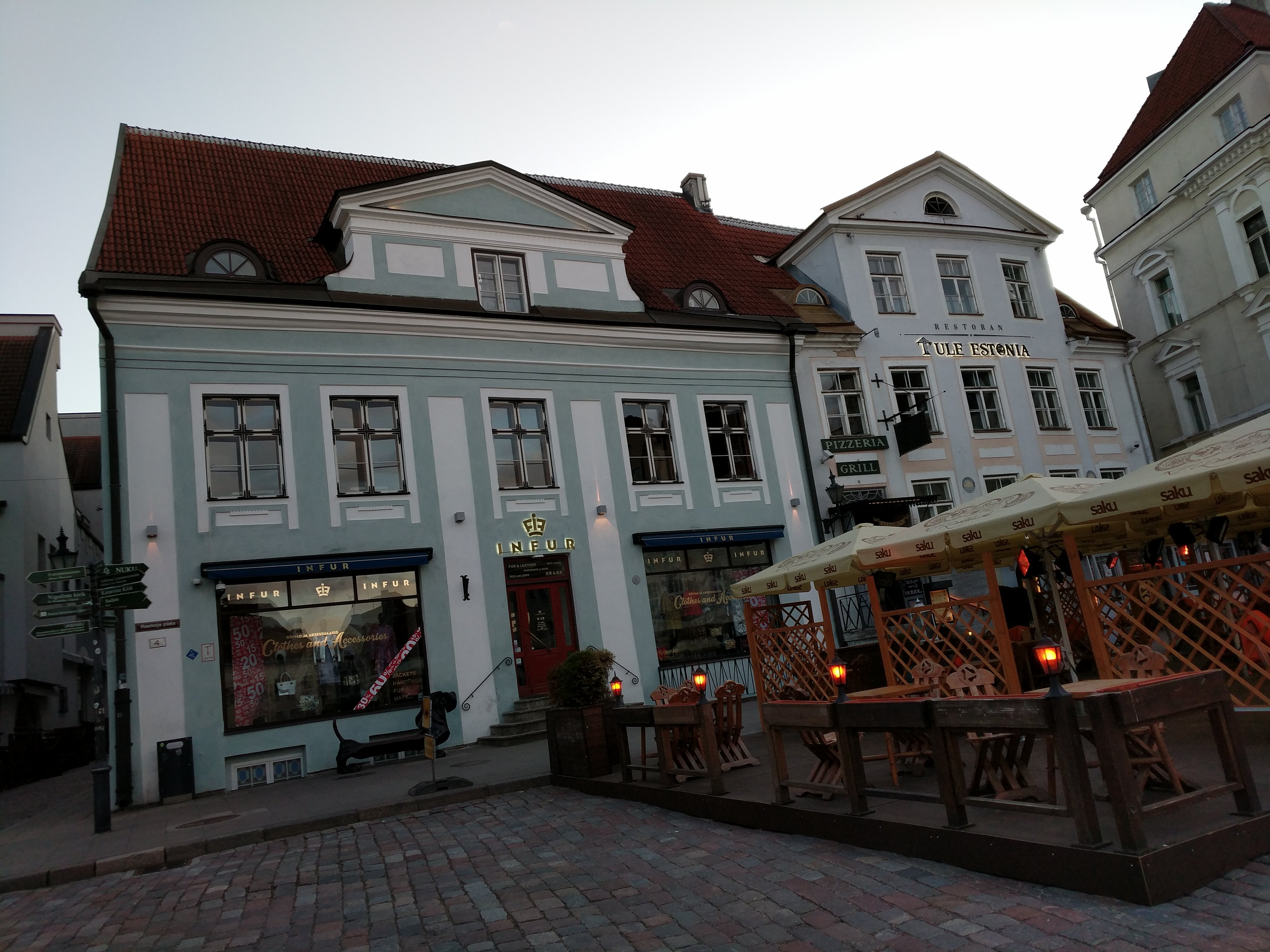 Tallinn. Raekoja plate. Houses with A&G and Restaurant Karl Friedrich rephoto