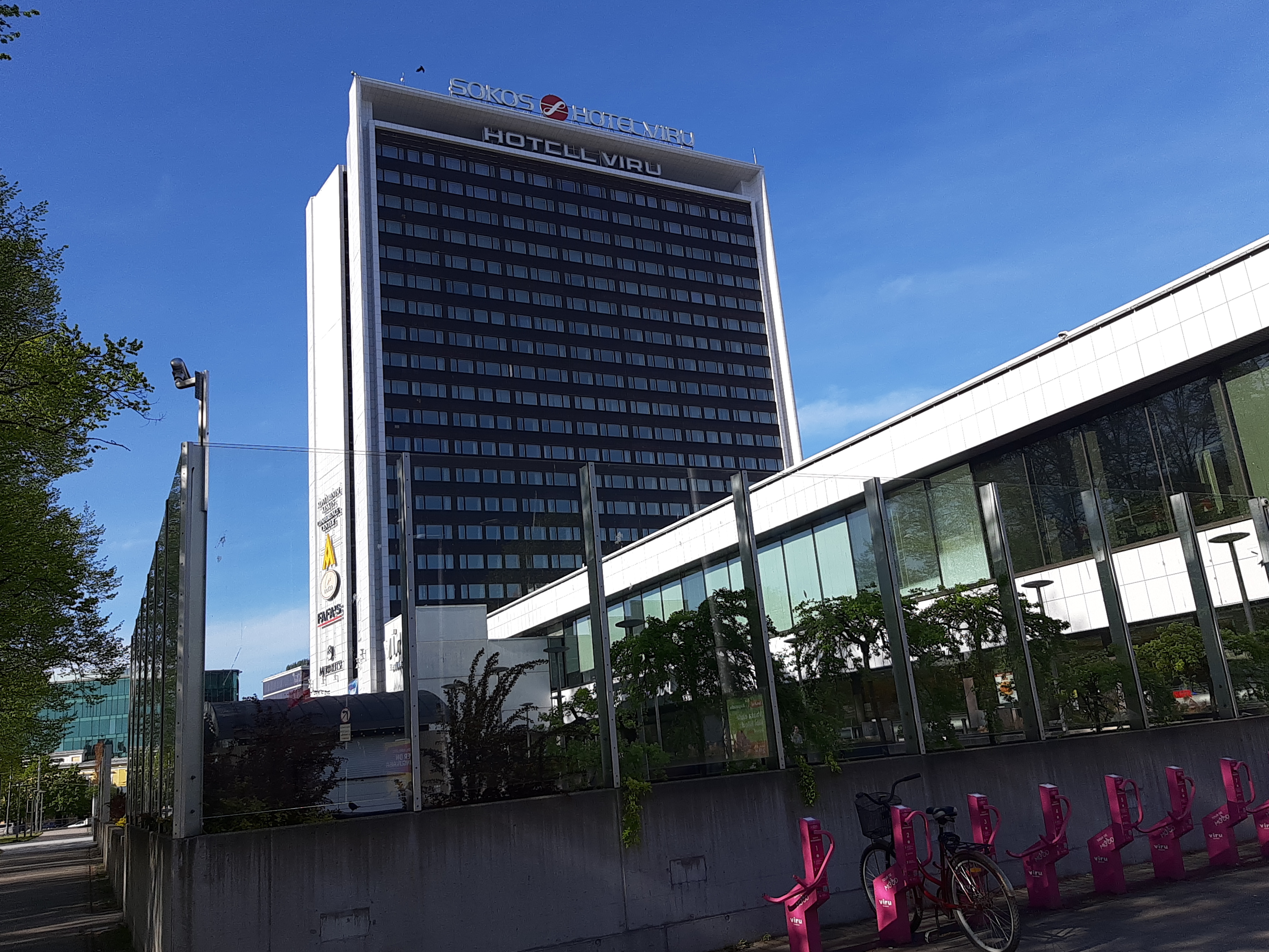 Tallinn. "viru" hotel. rephoto
