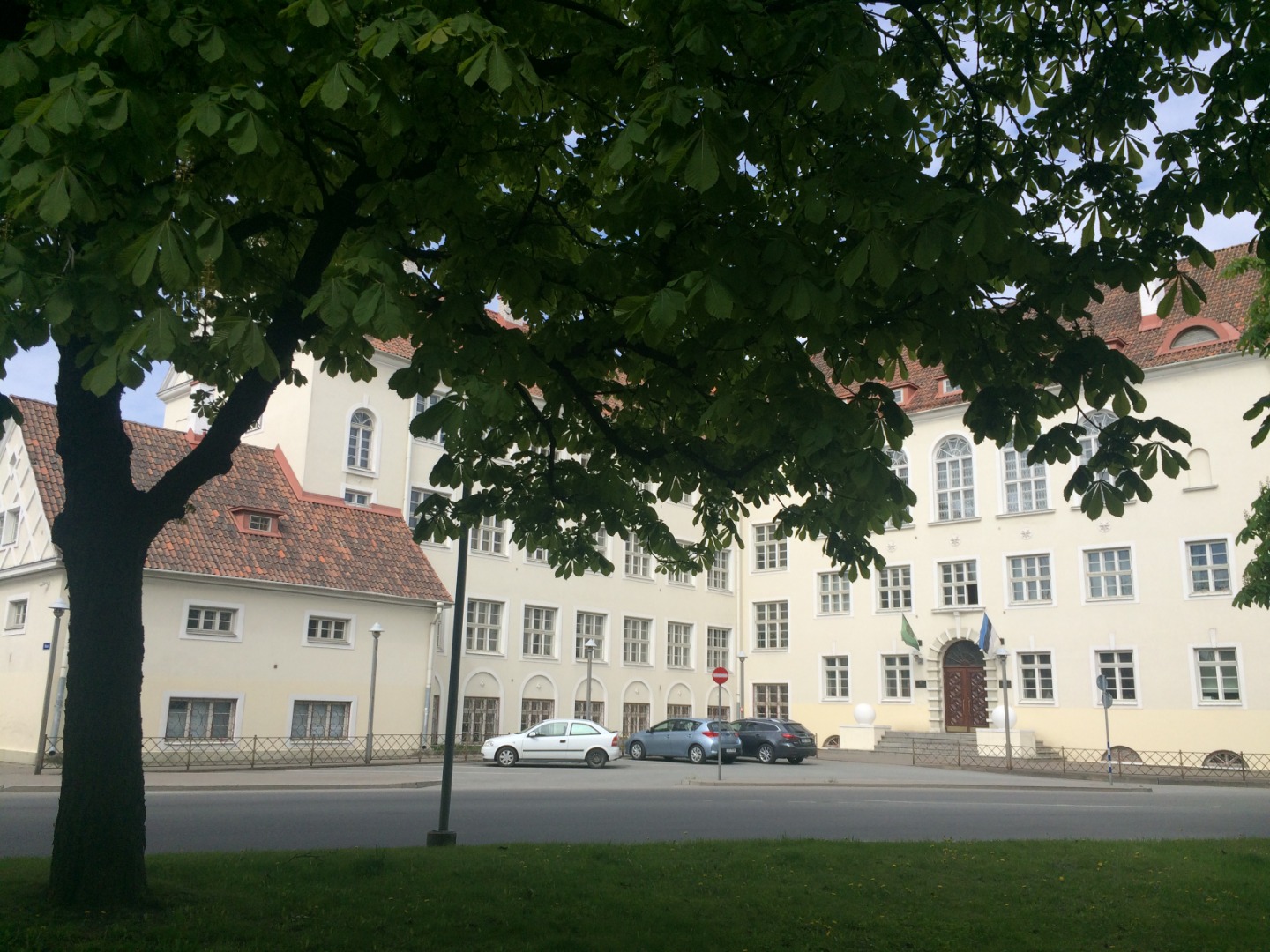 Ristiku tn koolimaja, vaade Ristiku tänavalt. Arhitekt Herbert Johanson rephoto