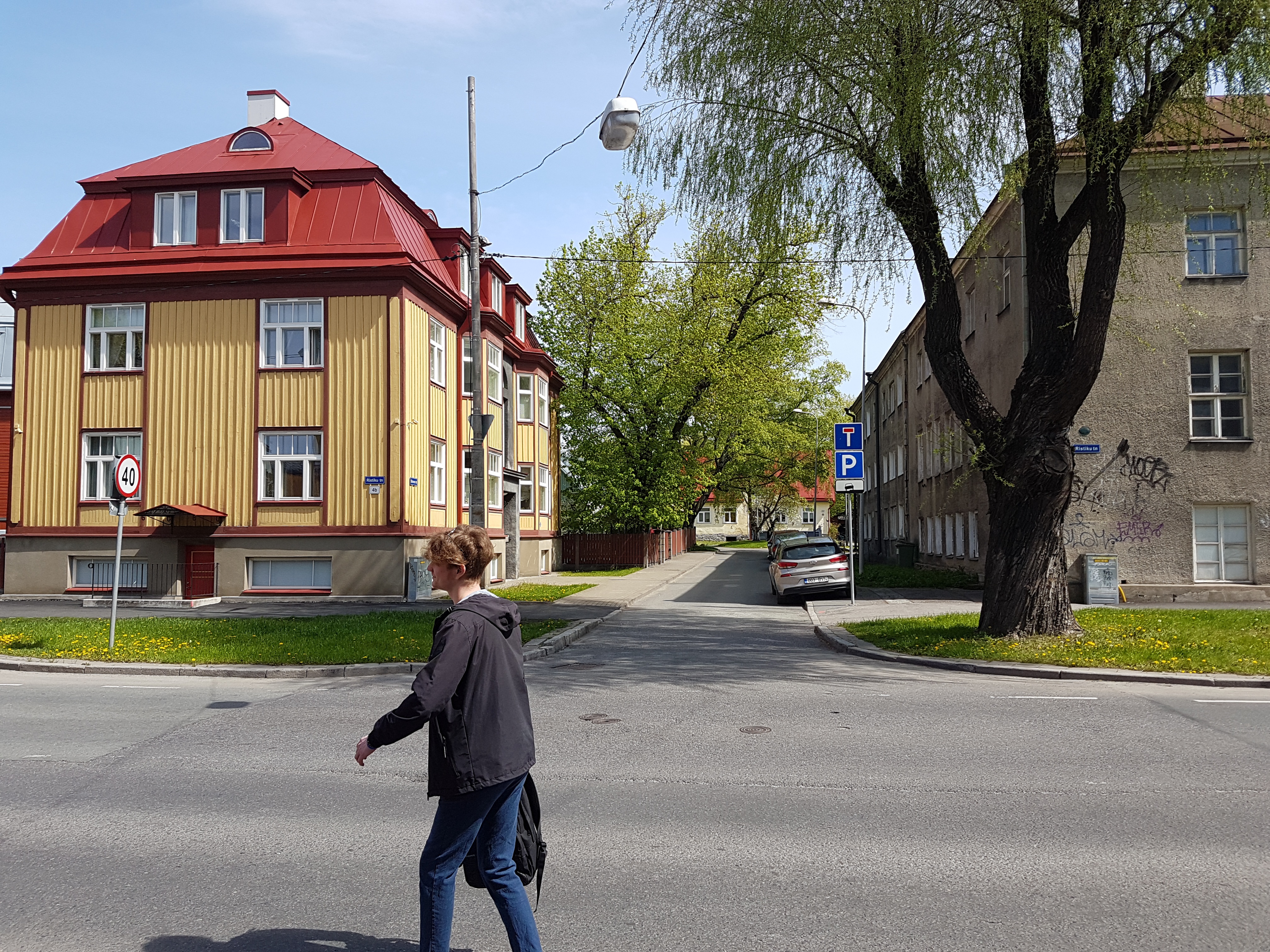 Crucifixion? Street in Tallinn rephoto