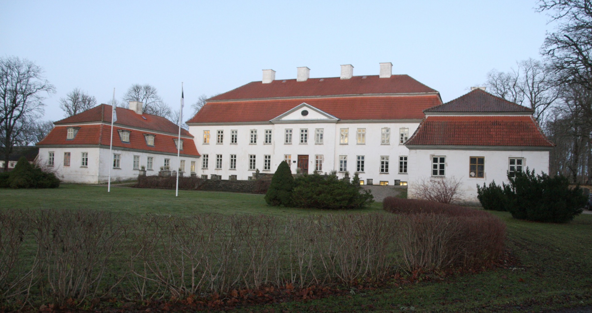 Main building of the Manor of Suuremõisa rephoto
