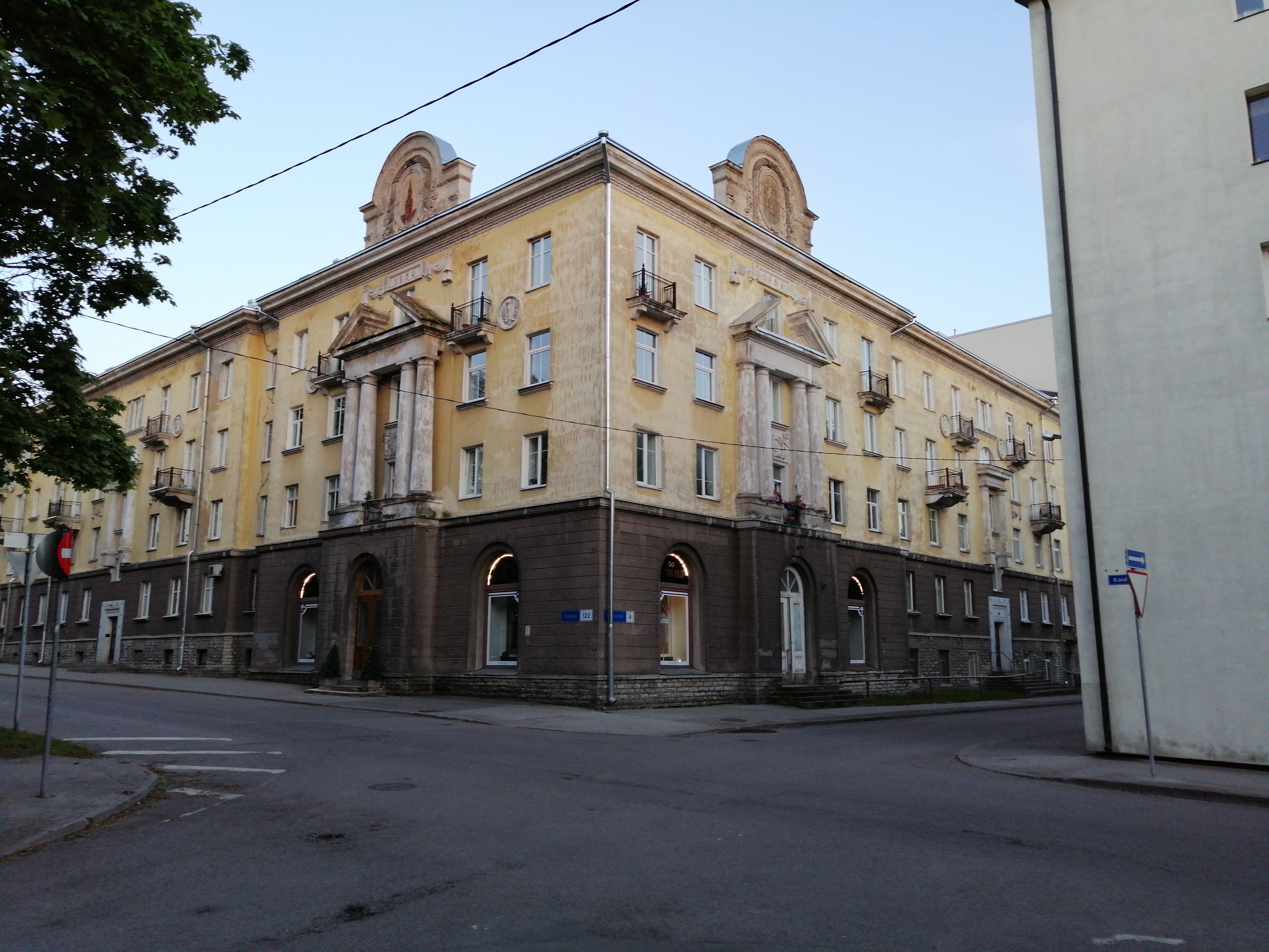Tallinn, a new apartment on the corner of Koidu and Planetary Street. rephoto