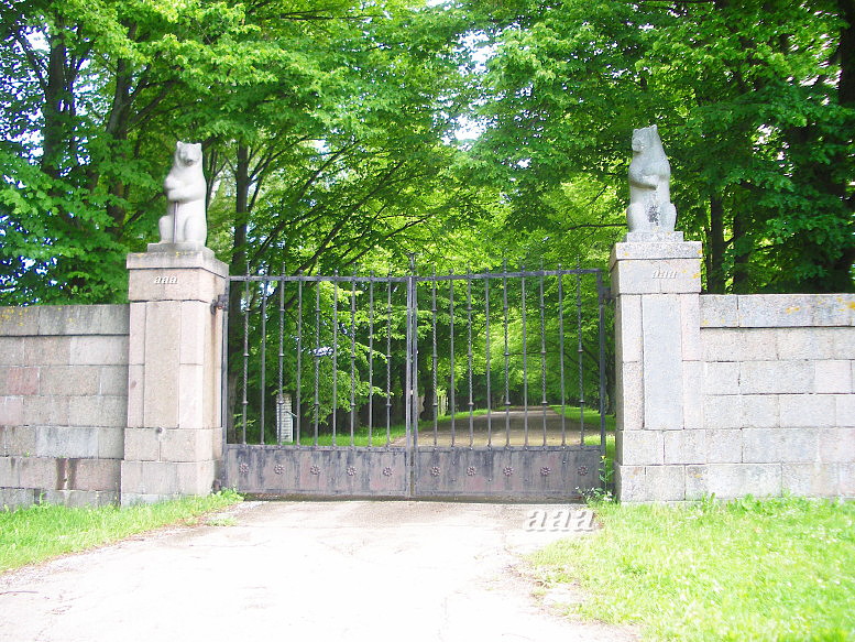 Valley Castle Gate rephoto