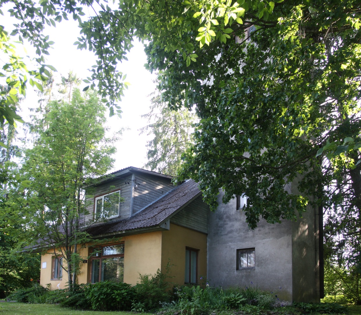 Aruküla raamatukogu rephoto
