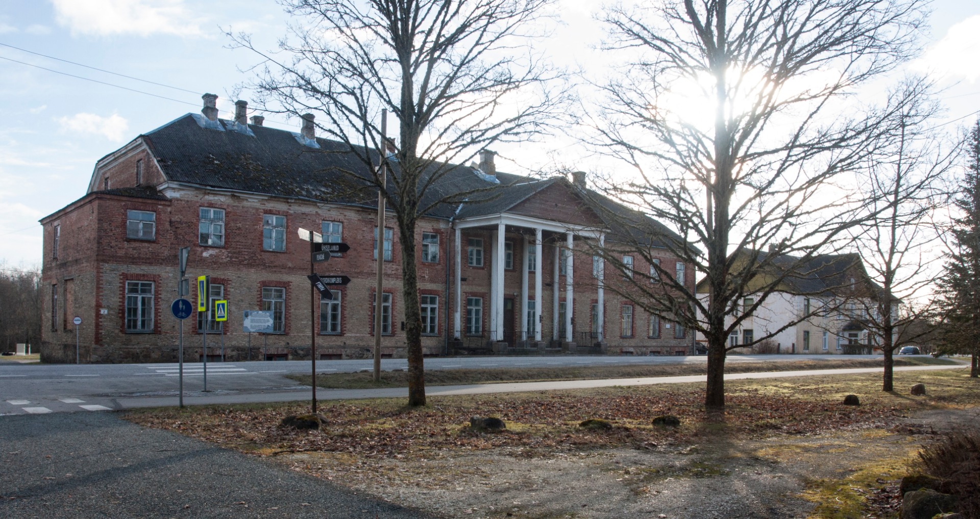 Building of the Estonian Alexandria School rephoto