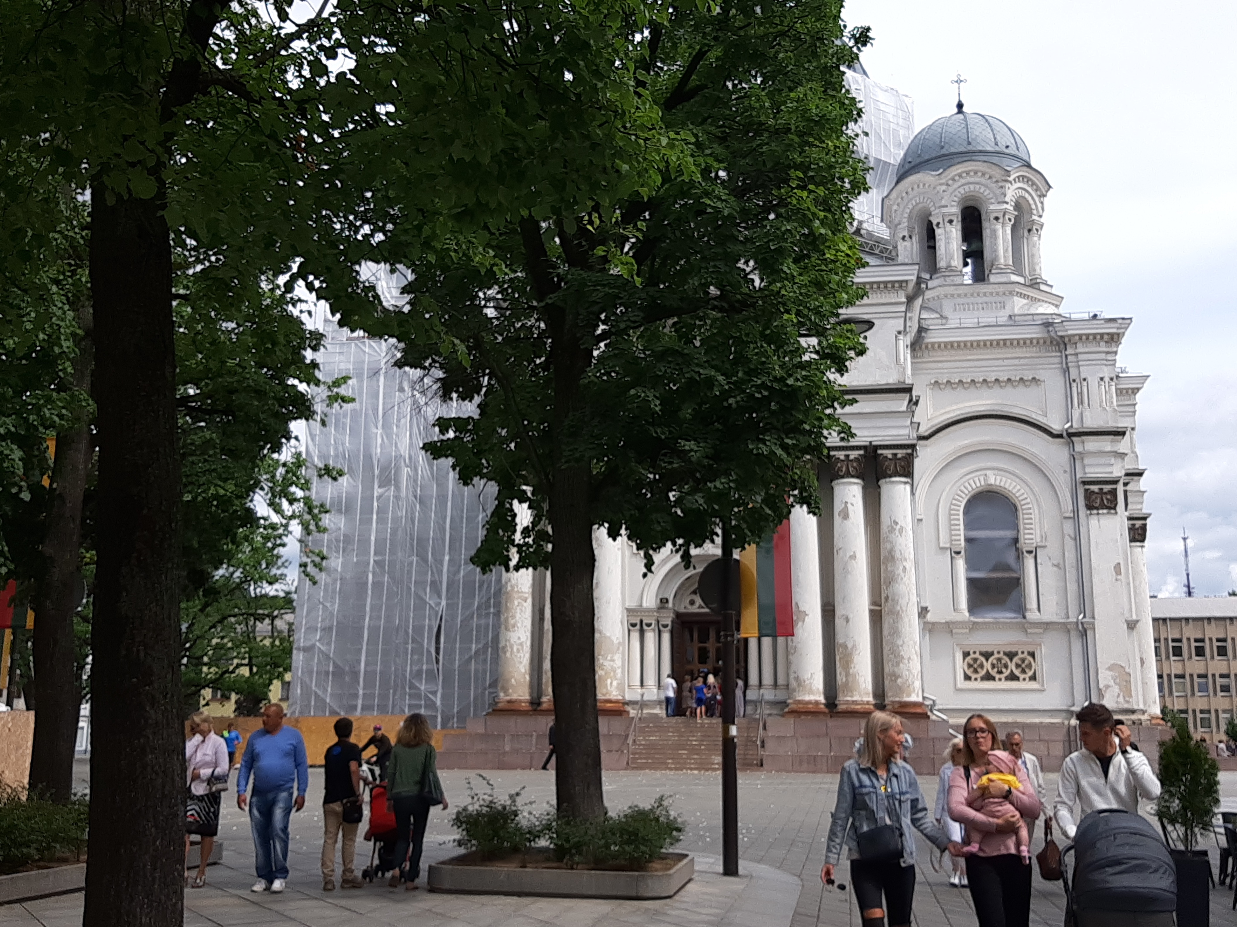 Card “Petro Povil Cathedral in Kaunas during the First World War” rephoto