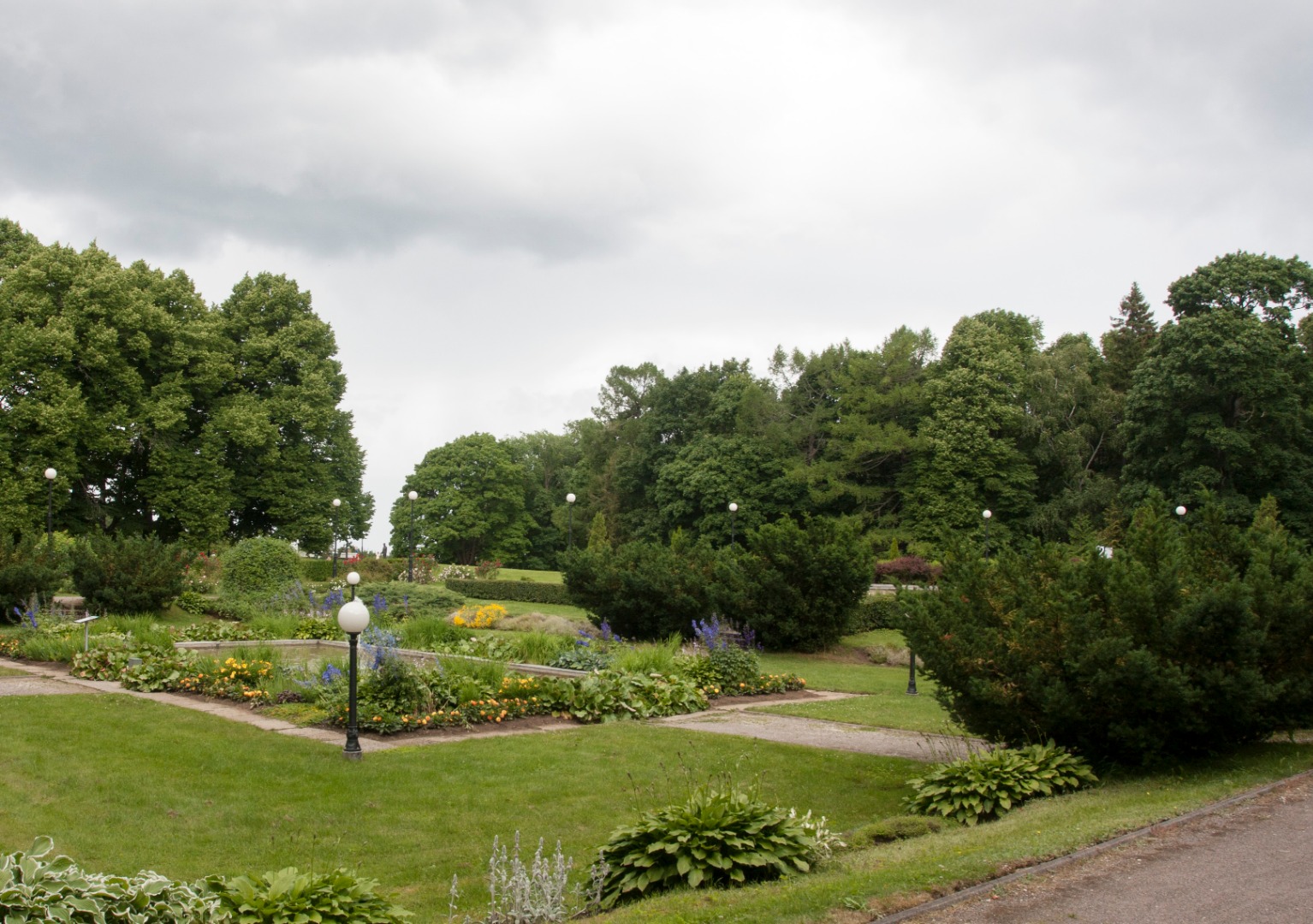 Valley castle and castle gardens, greenhouse rephoto