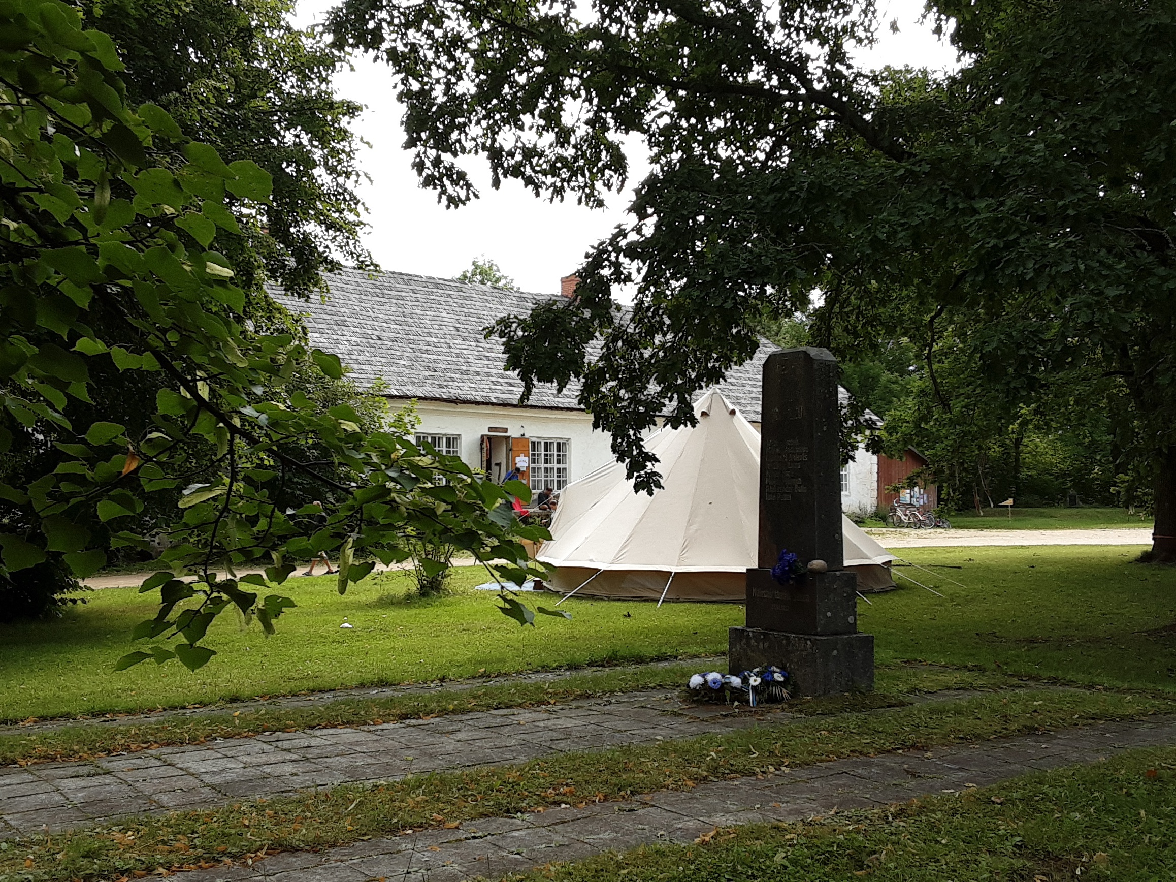 Sänna Vabadussõja mälestussamba taasavamine rephoto