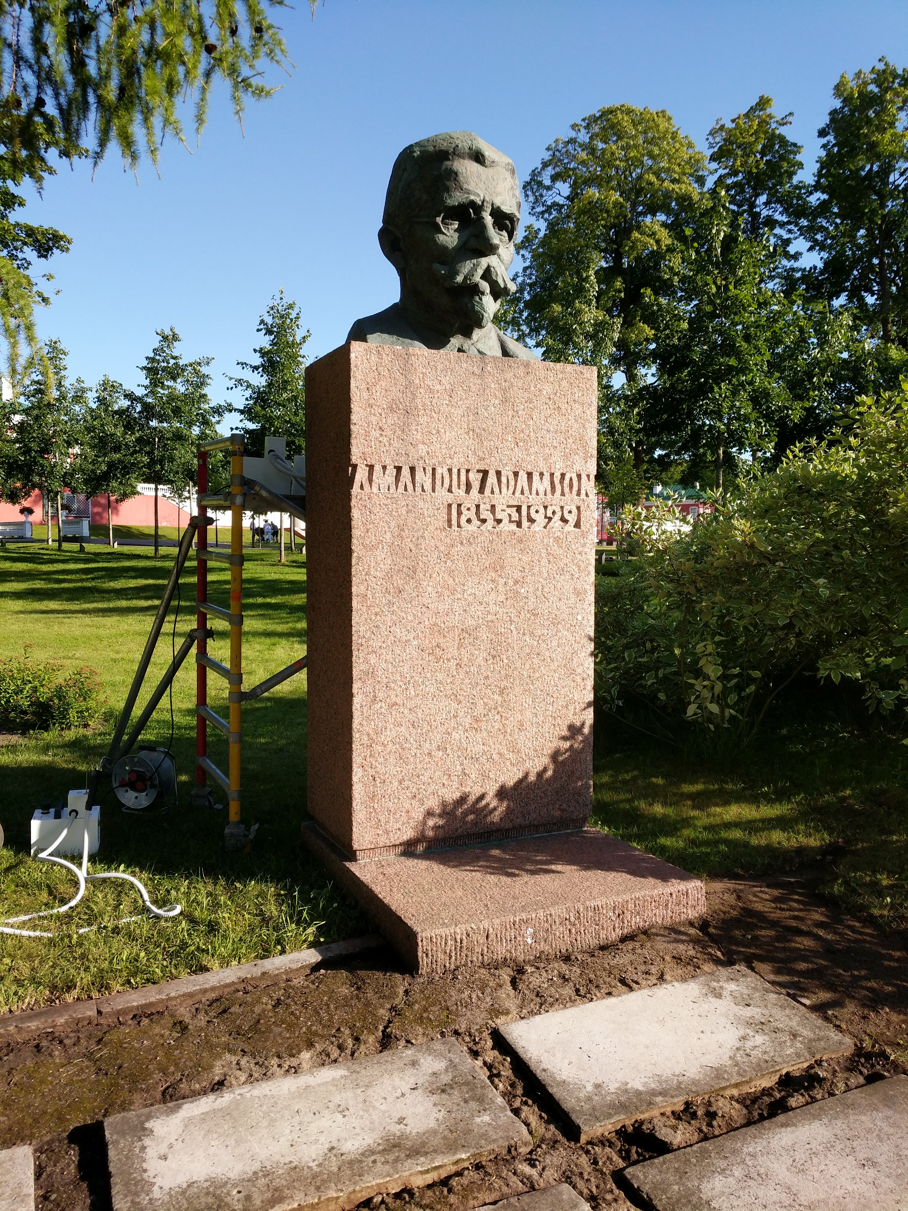 Sculptor Amandus Adamson Memory Stadium in Kadrior. rephoto