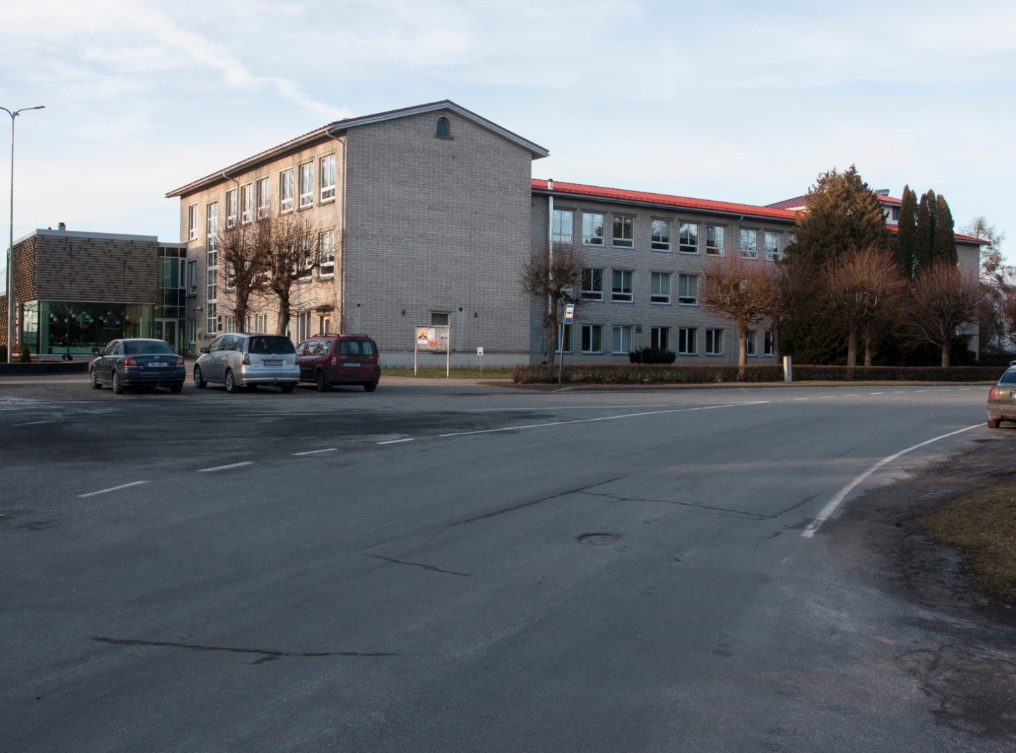 New high school building in Suure-Jaani. rephoto