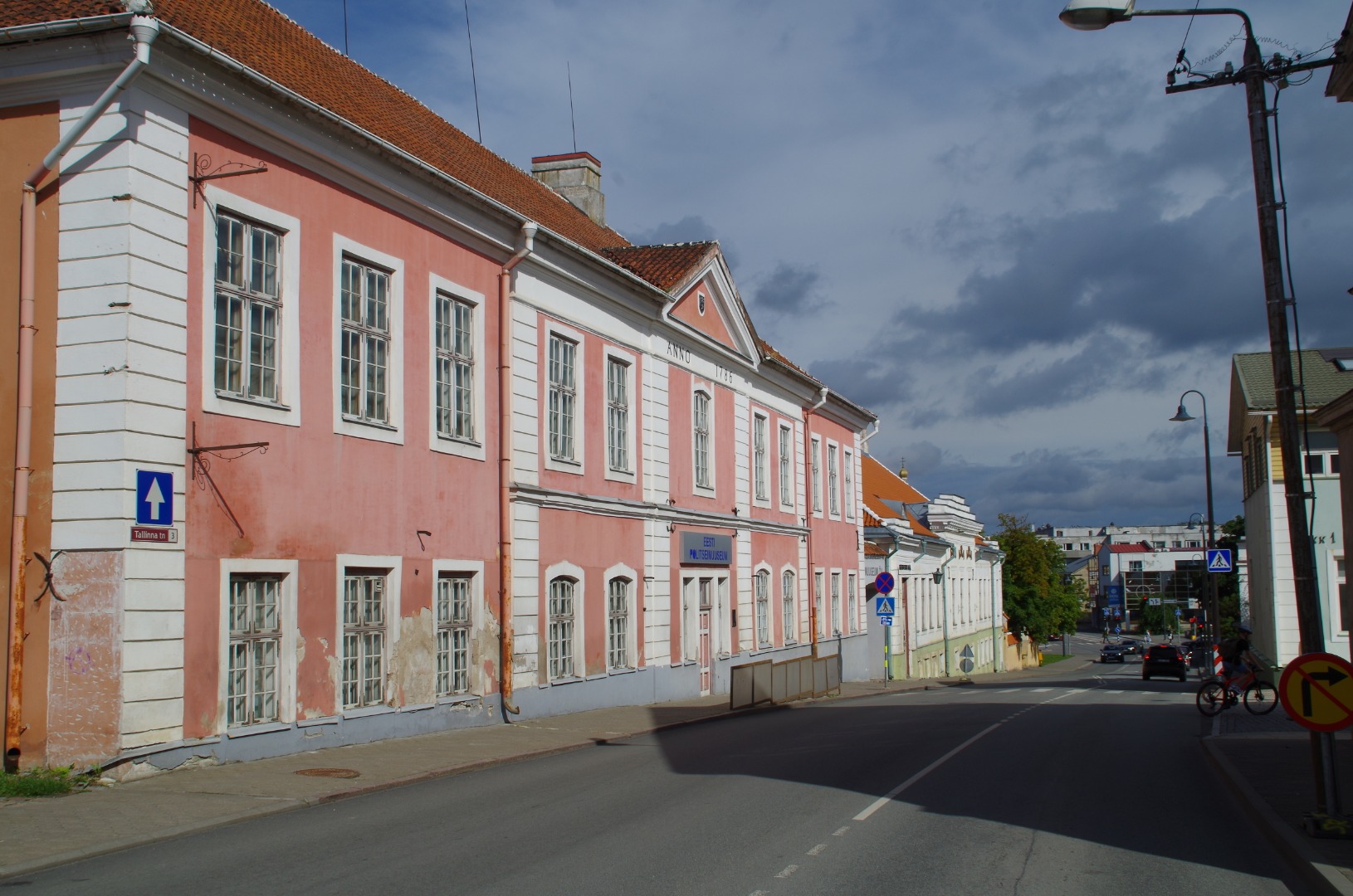 External view of the Rakvere Home Museum. rephoto