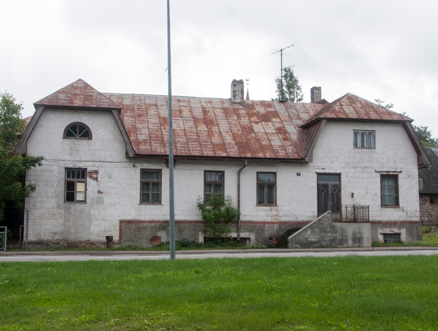 Big-jaani Milk County Building rephoto