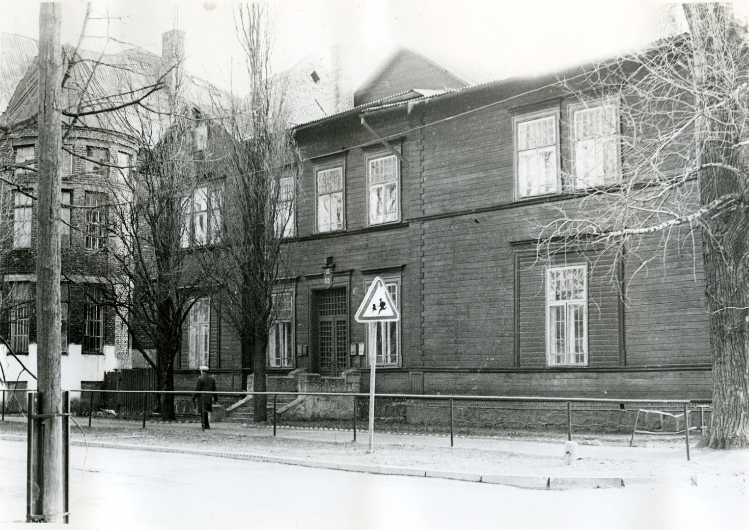 Tartu 13. High school building – foto A. Nurk - Ajapaik