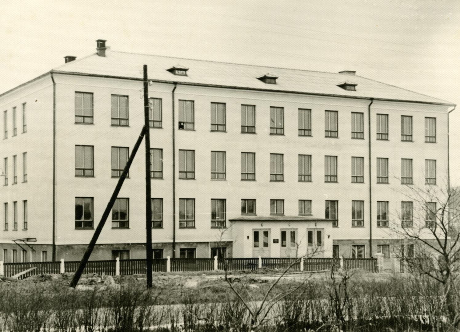 Meremäe High School building - Ajapaik