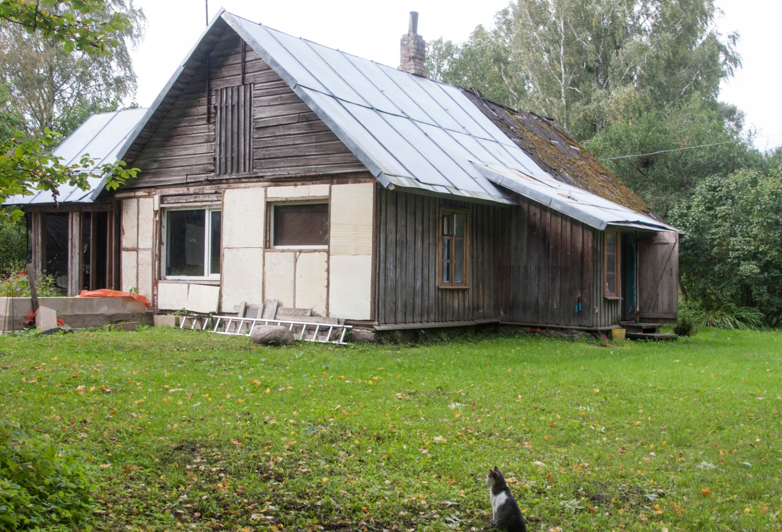 Tuglaste residence in the summer and autumn of 1944 - New Saareküla itself. Evert Farm rephoto