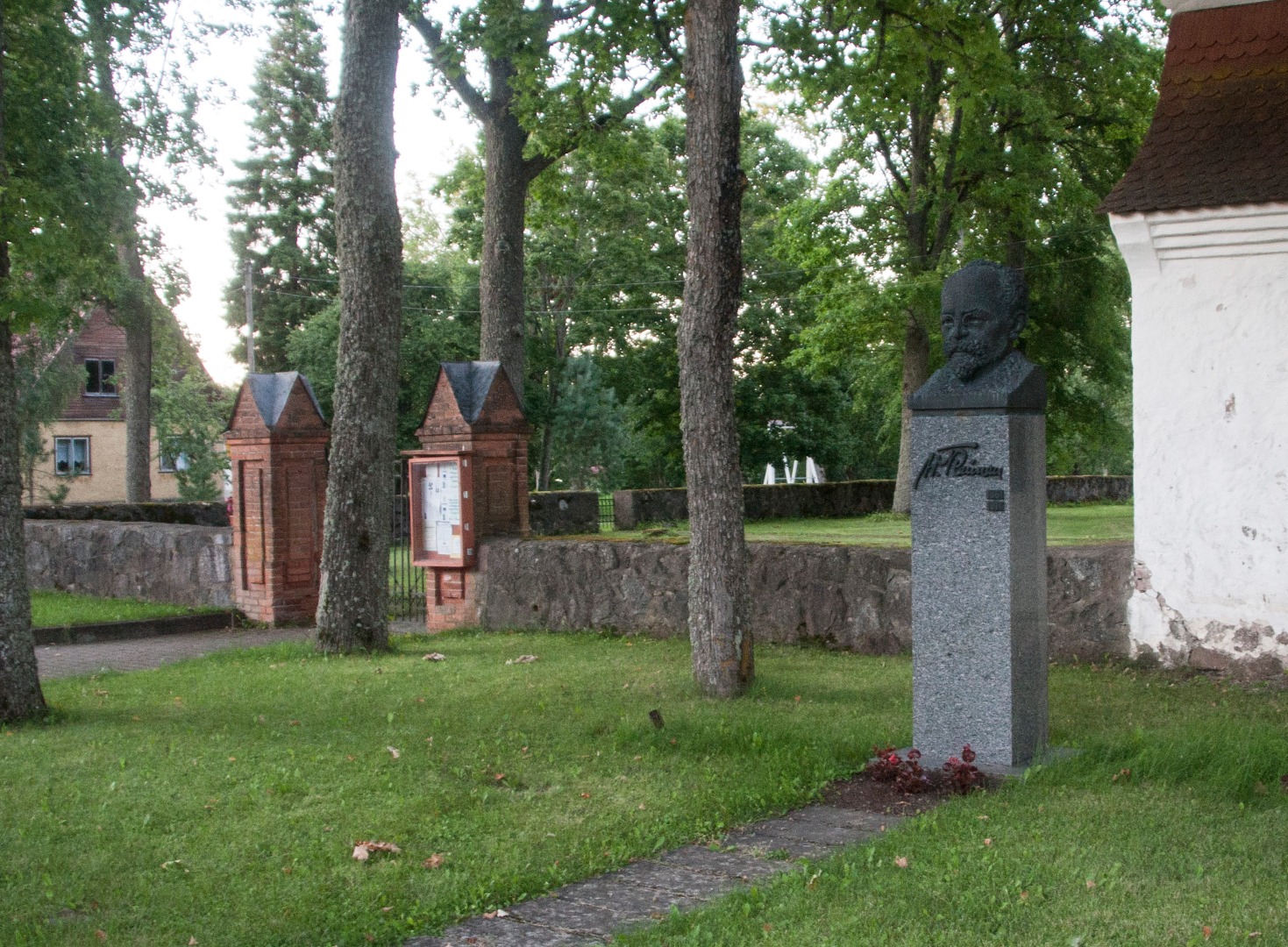 Construction of the memory pillar of the War of Independence rephoto