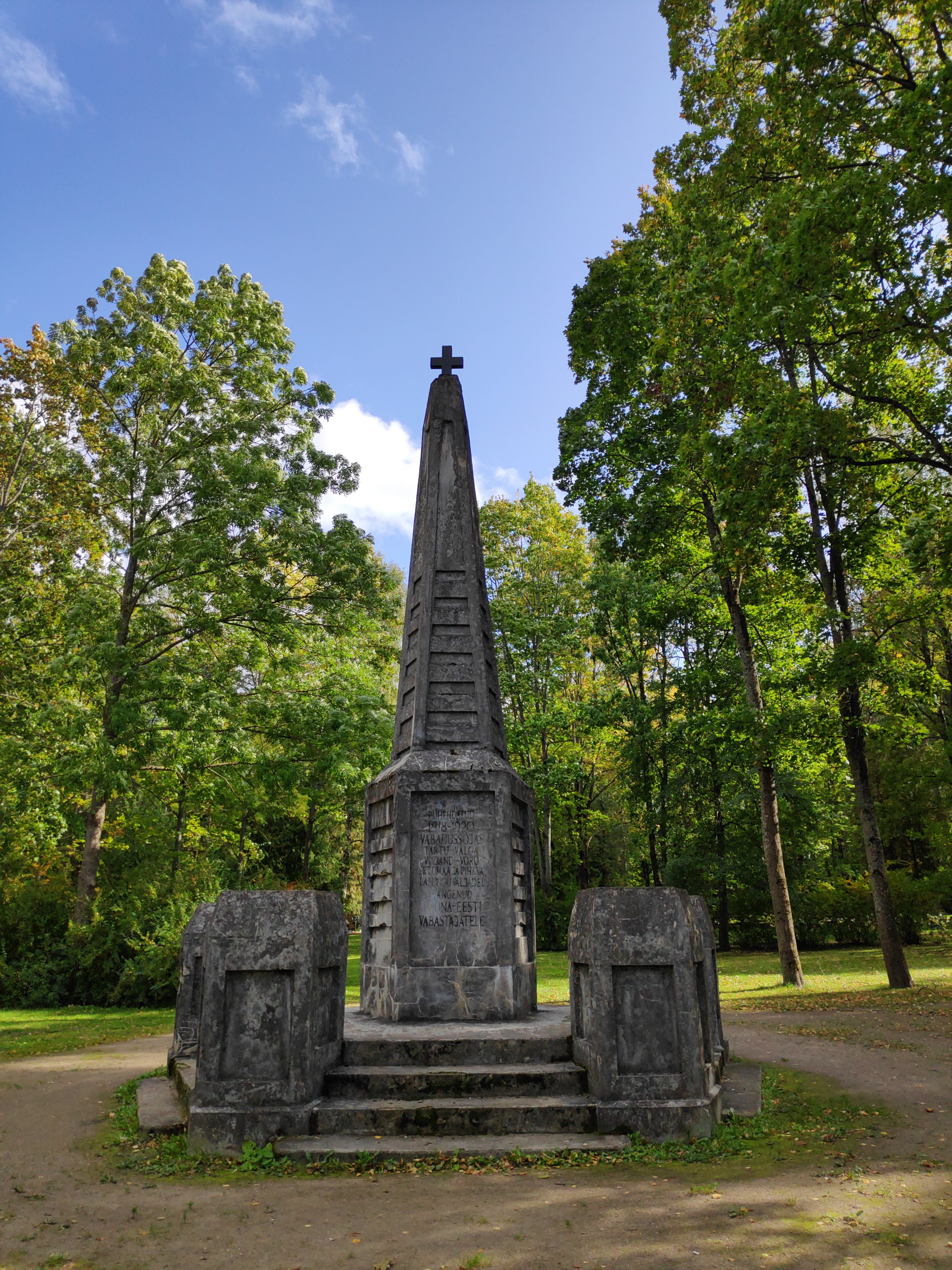 Lõuna - Eesti vabastajate mälestussammas rephoto