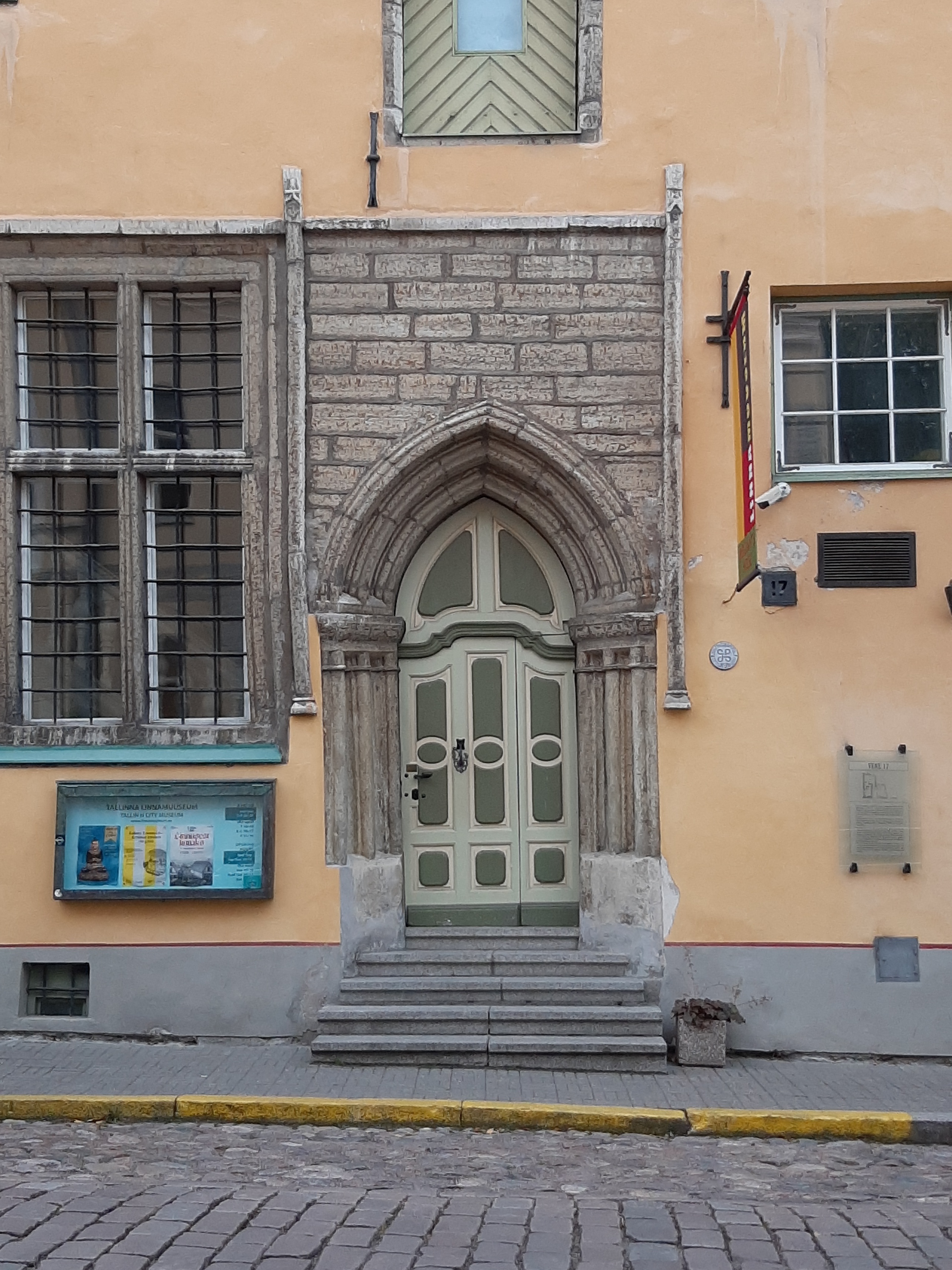 Maja portaal Vene tänav nr 17 rephoto