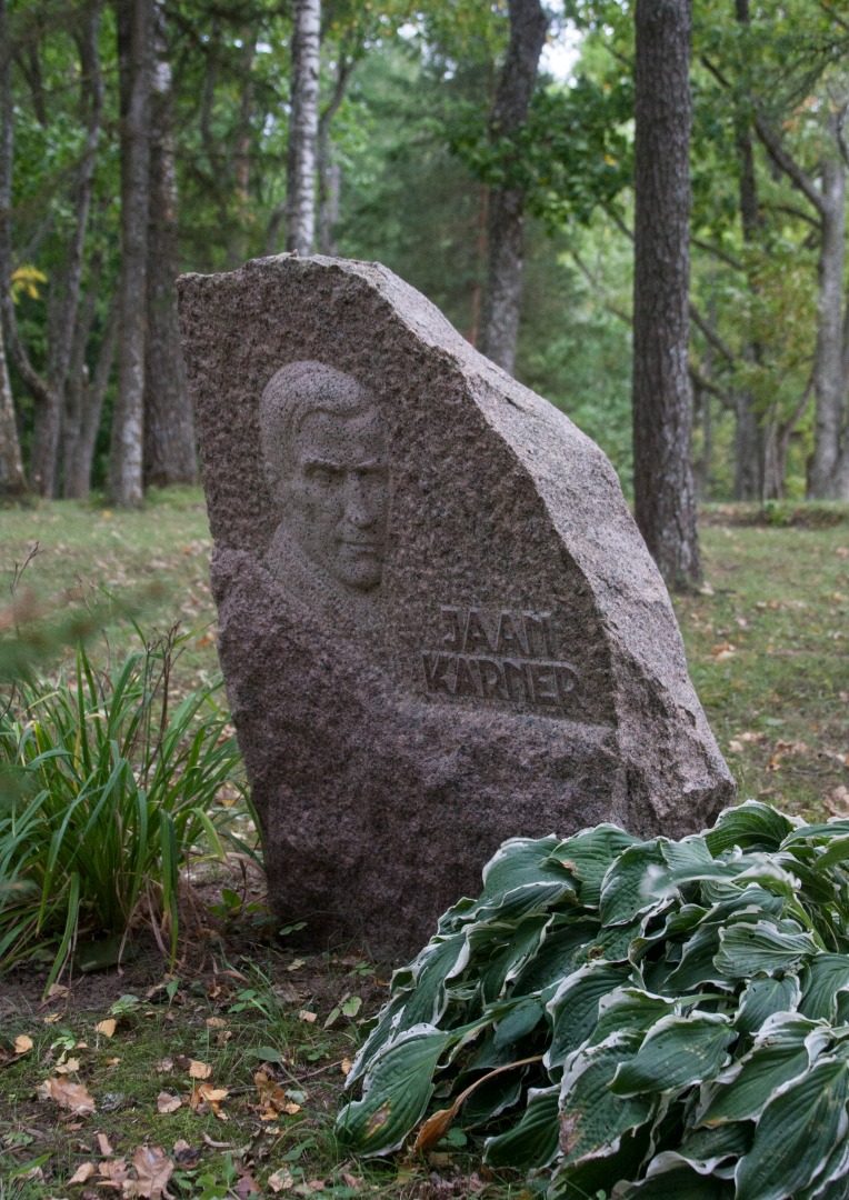 Jaan Kärner monument Tartu County Rõngu vald Uderna village rephoto