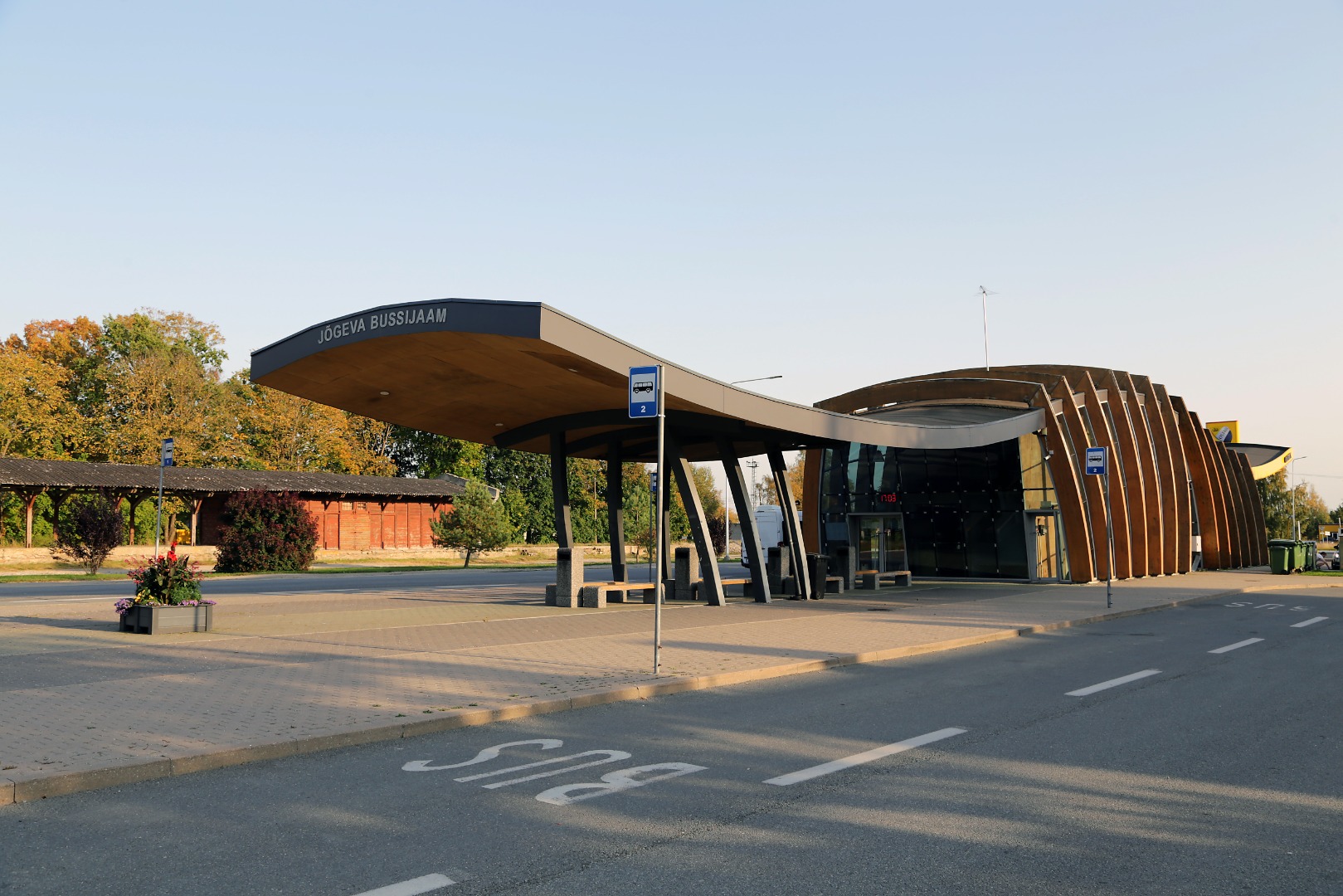 Jõgeva Bus Station 2009 rephoto