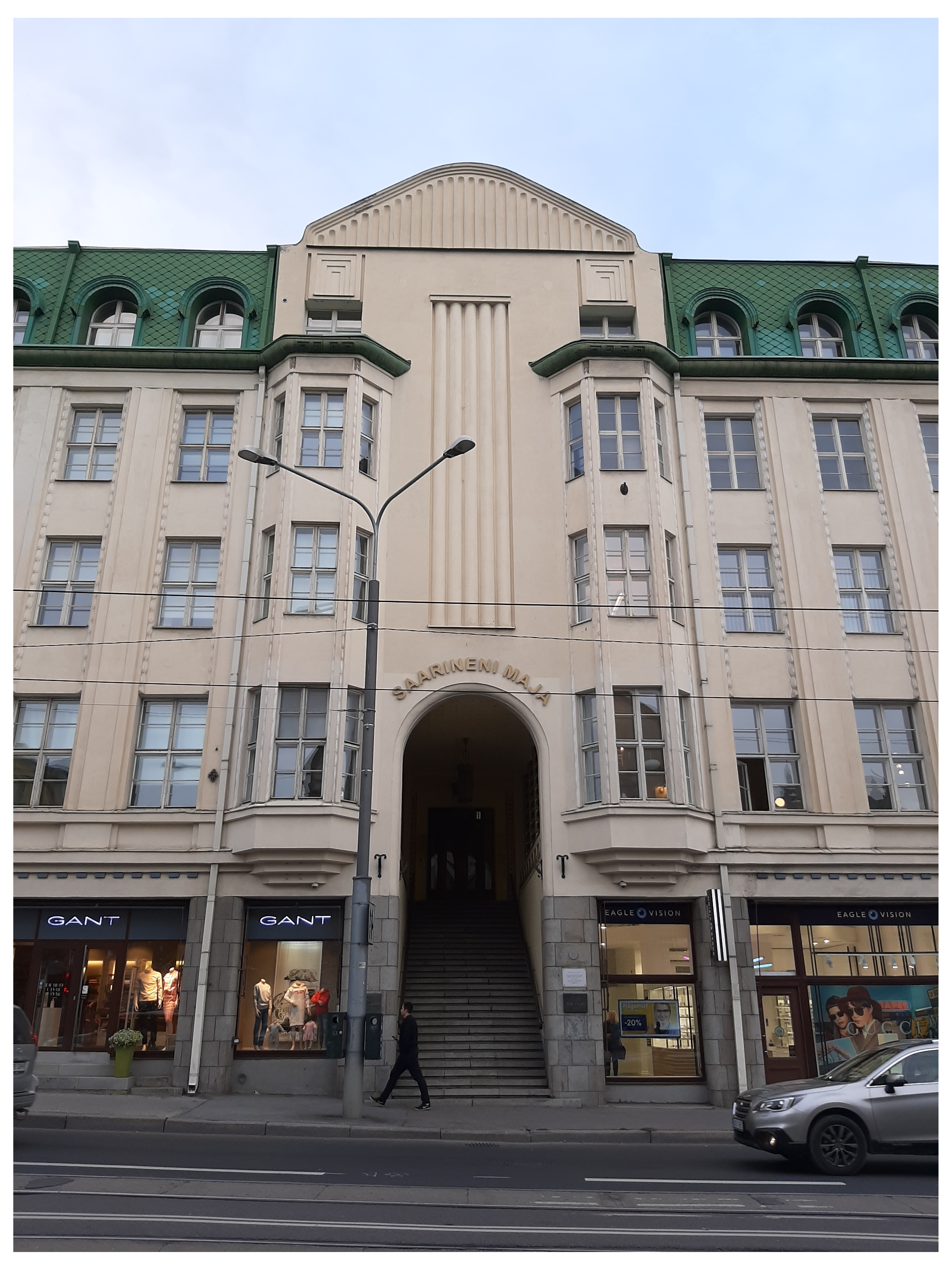 Building on Pärnu Road in Tallinn rephoto