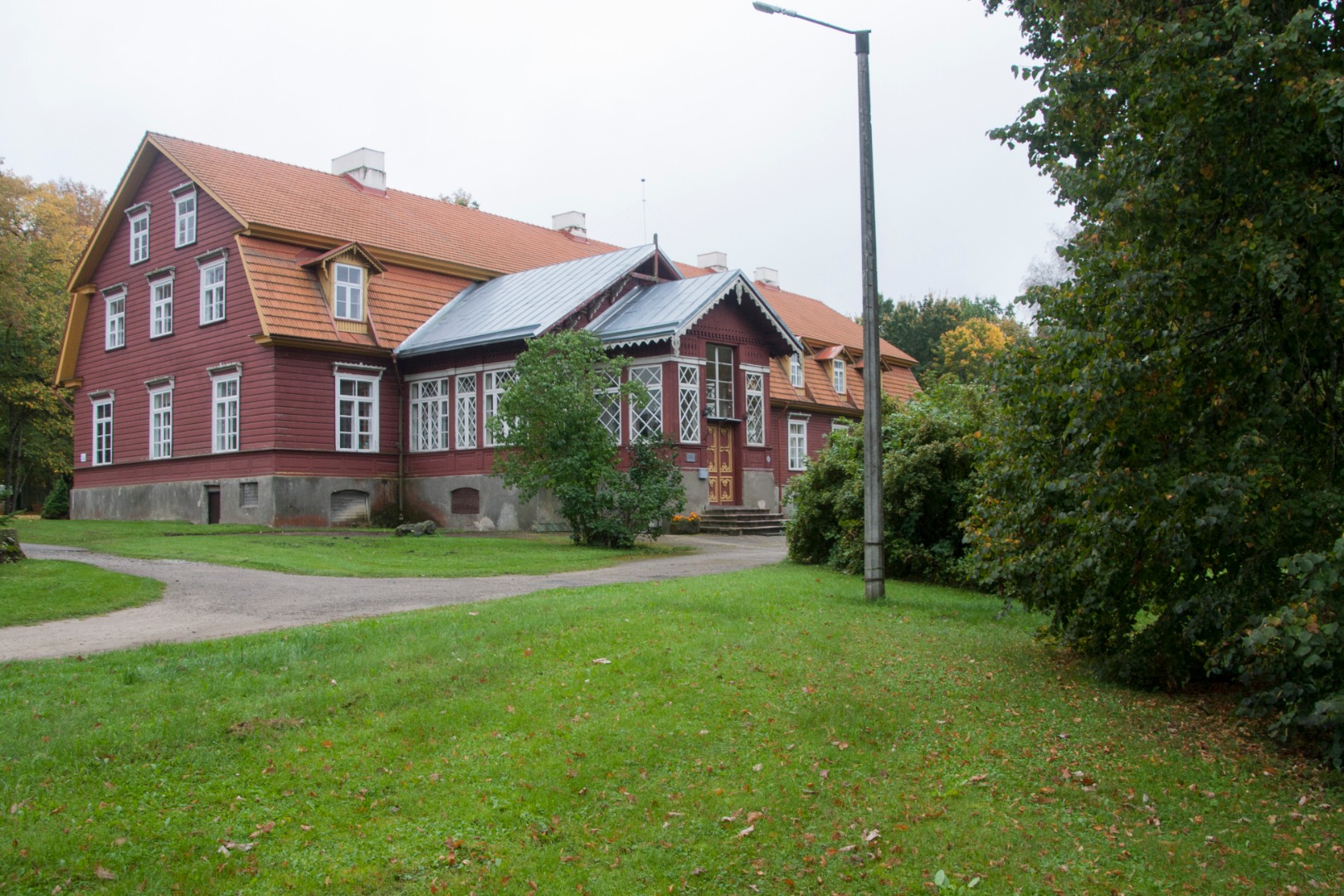 Särevere majanduskool rephoto