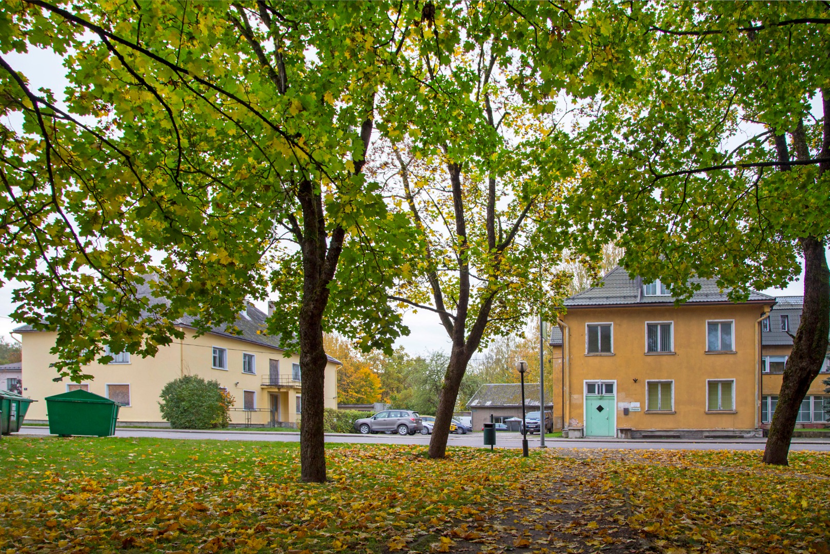 Lenin's fairy tales in the city center park rephoto