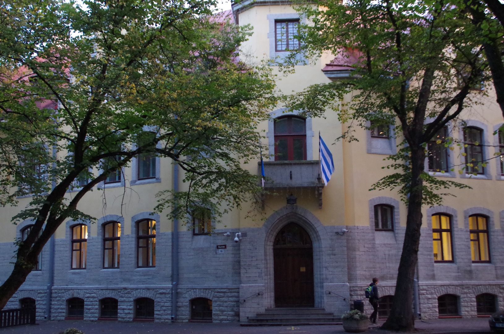 Tallinn, Winkleri maja Nunne ja Kloostri tänava nurgal. rephoto