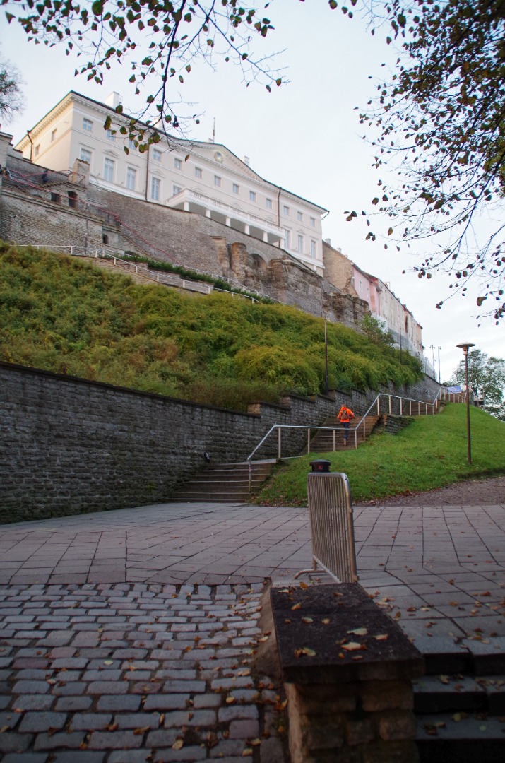 Tallinn. Patkuli staircase repair rephoto