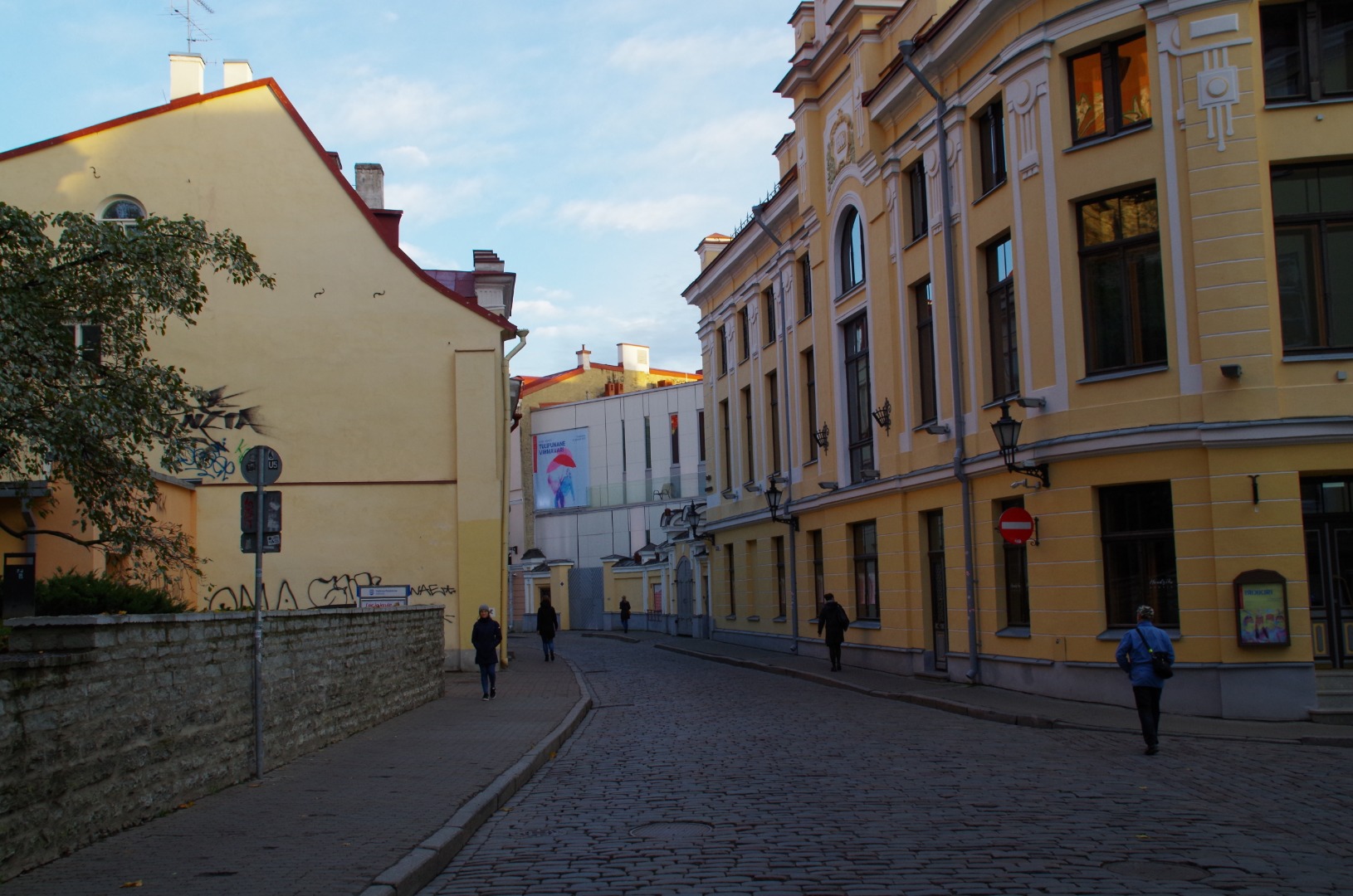 Nunne Street in Tallinn Old Town rephoto